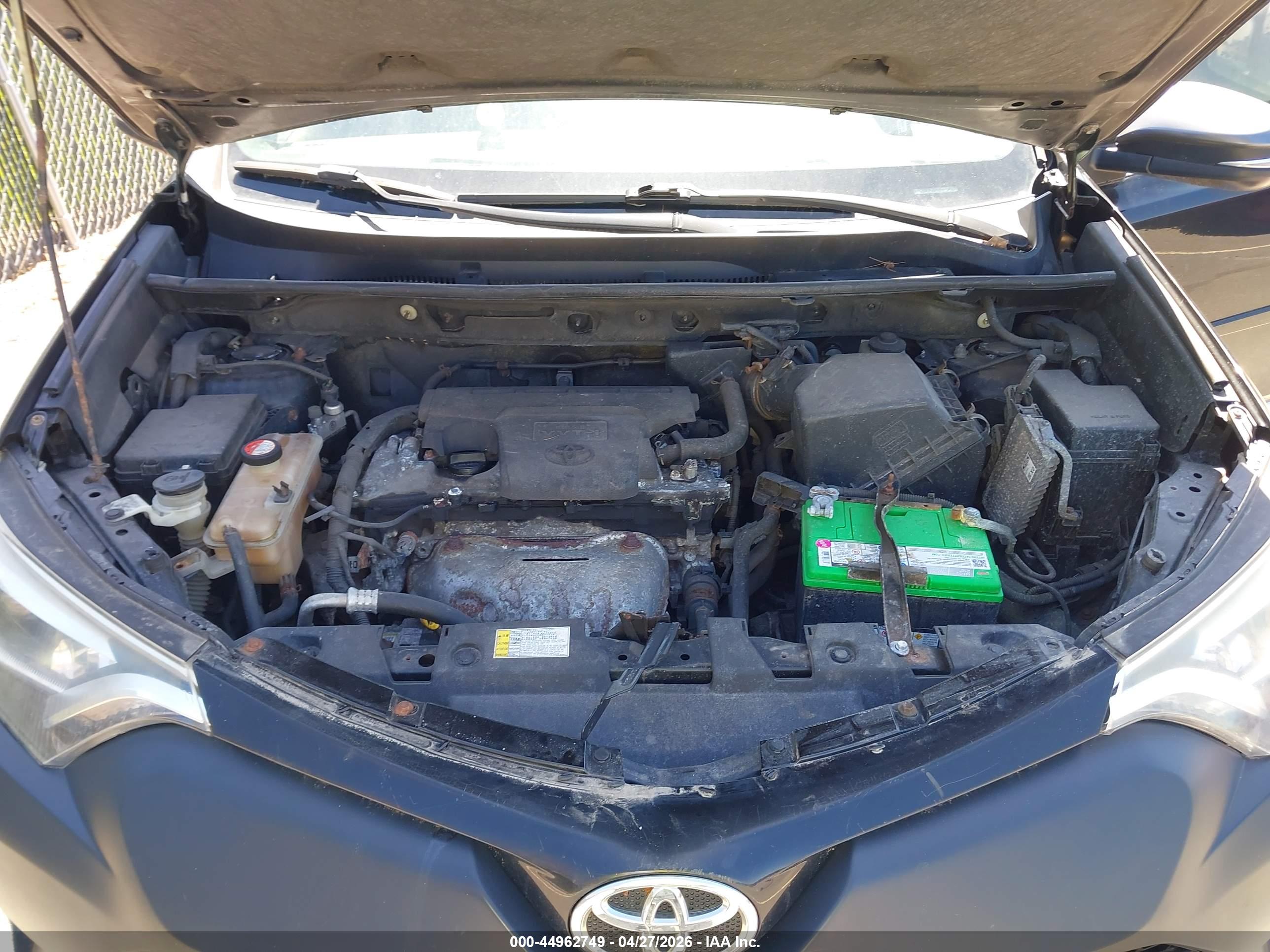 TOYOTA RAV4 image 10