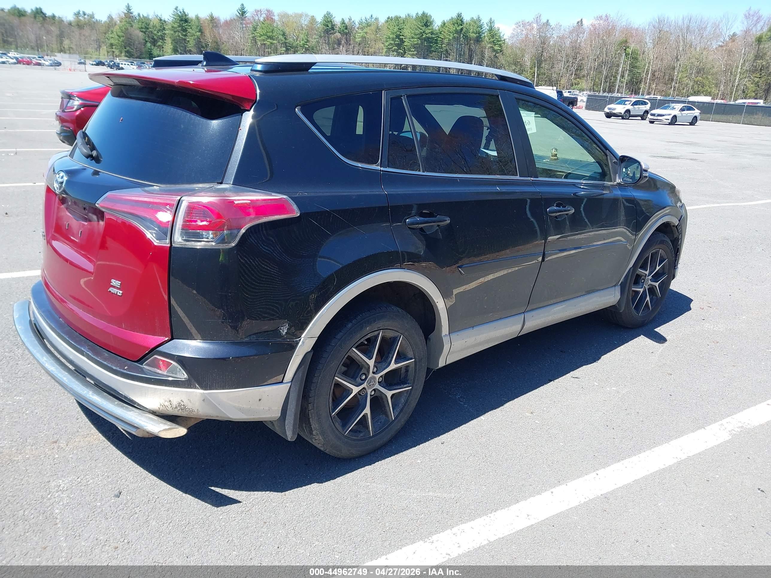TOYOTA RAV4 image 4