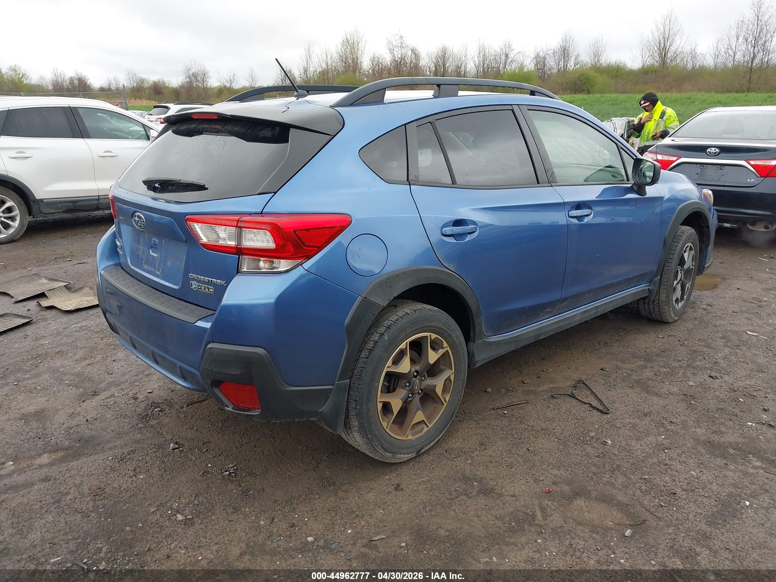 SUBARU CROSSTREK image 4