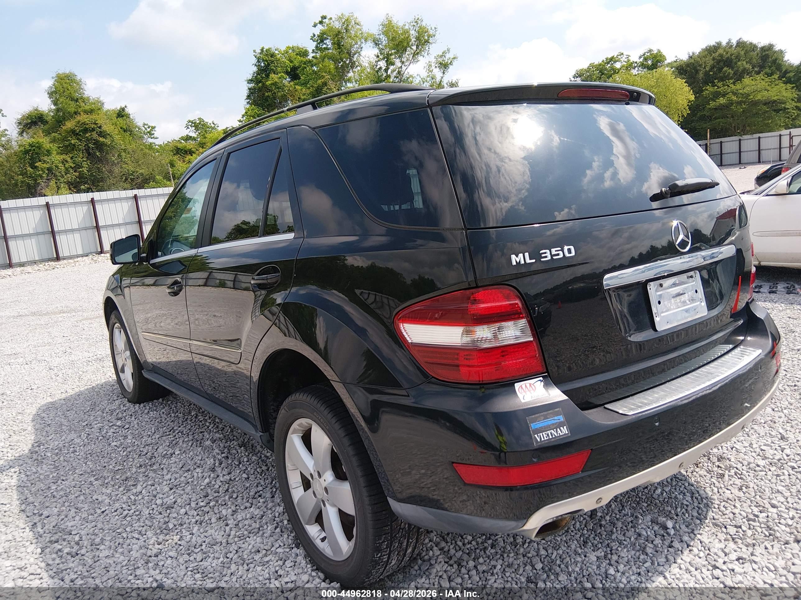 MERCEDES-BENZ ML image 3