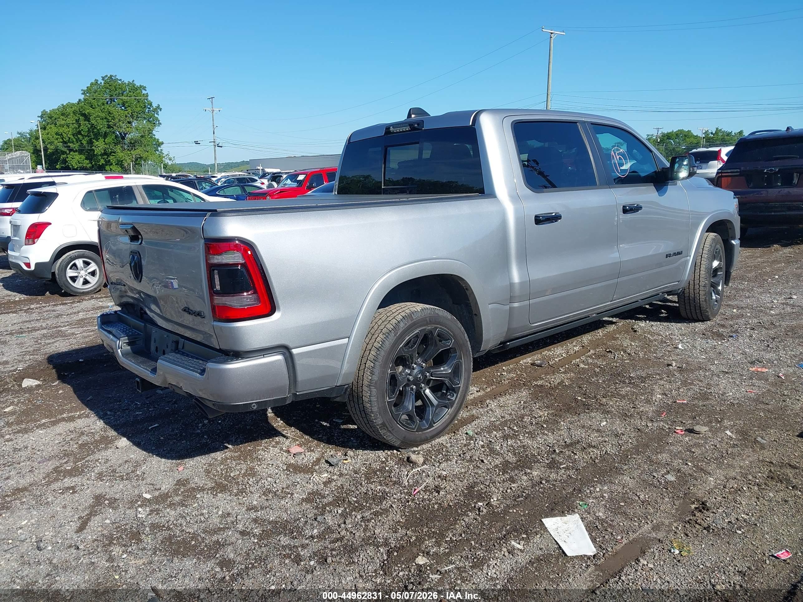 RAM 1500 image 4