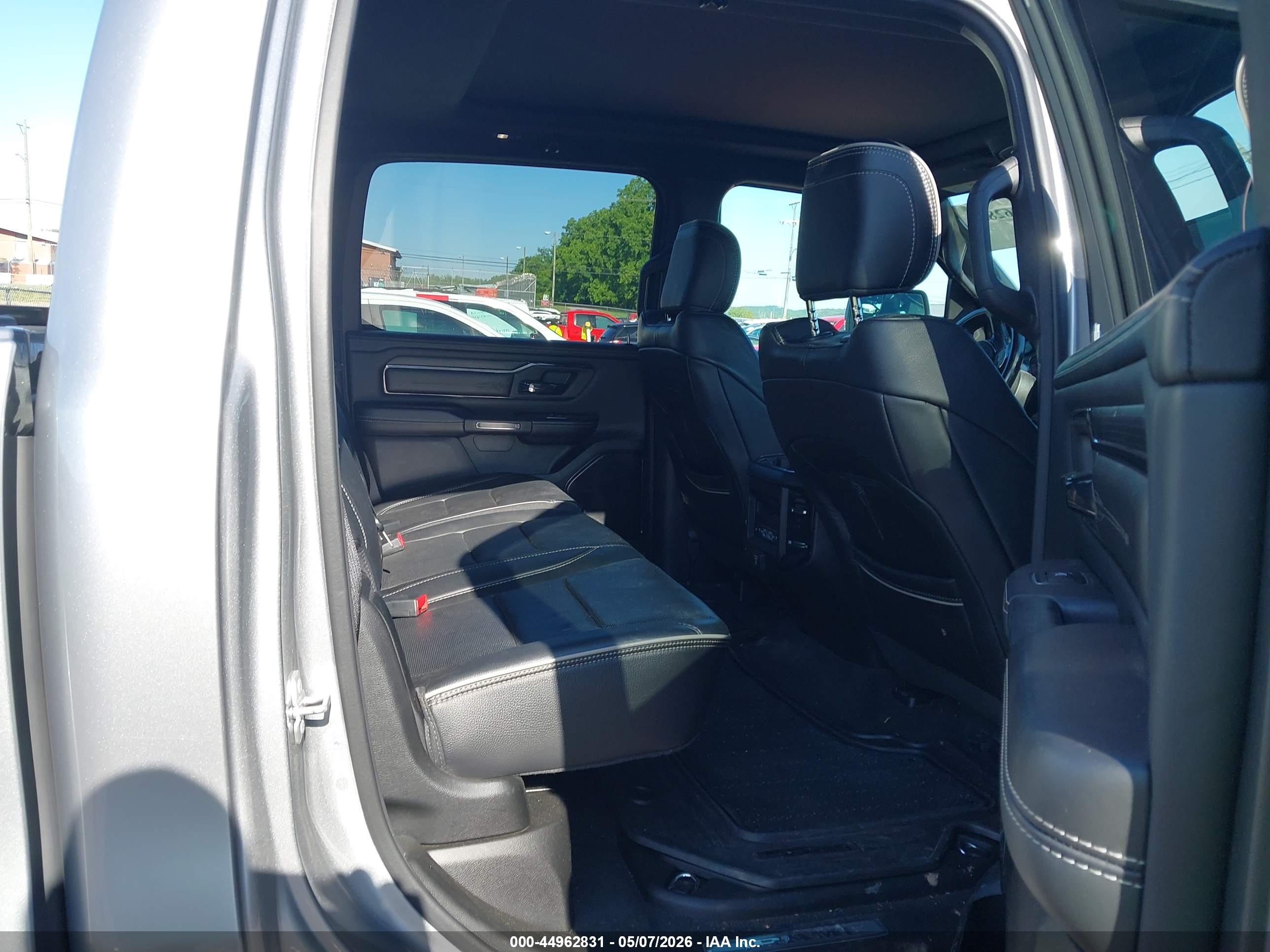 RAM 1500 image 8