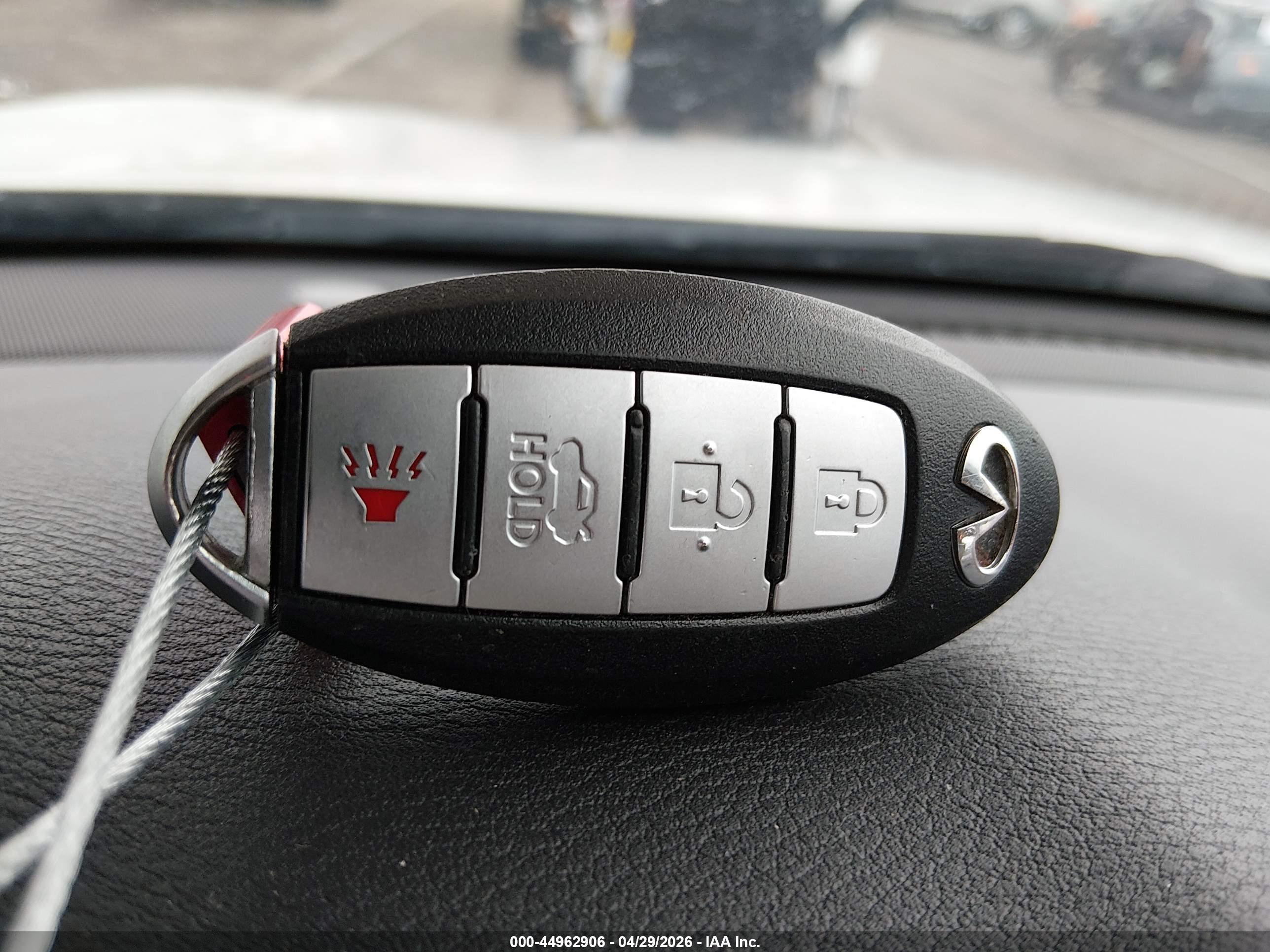 INFINITI Q50 image 11
