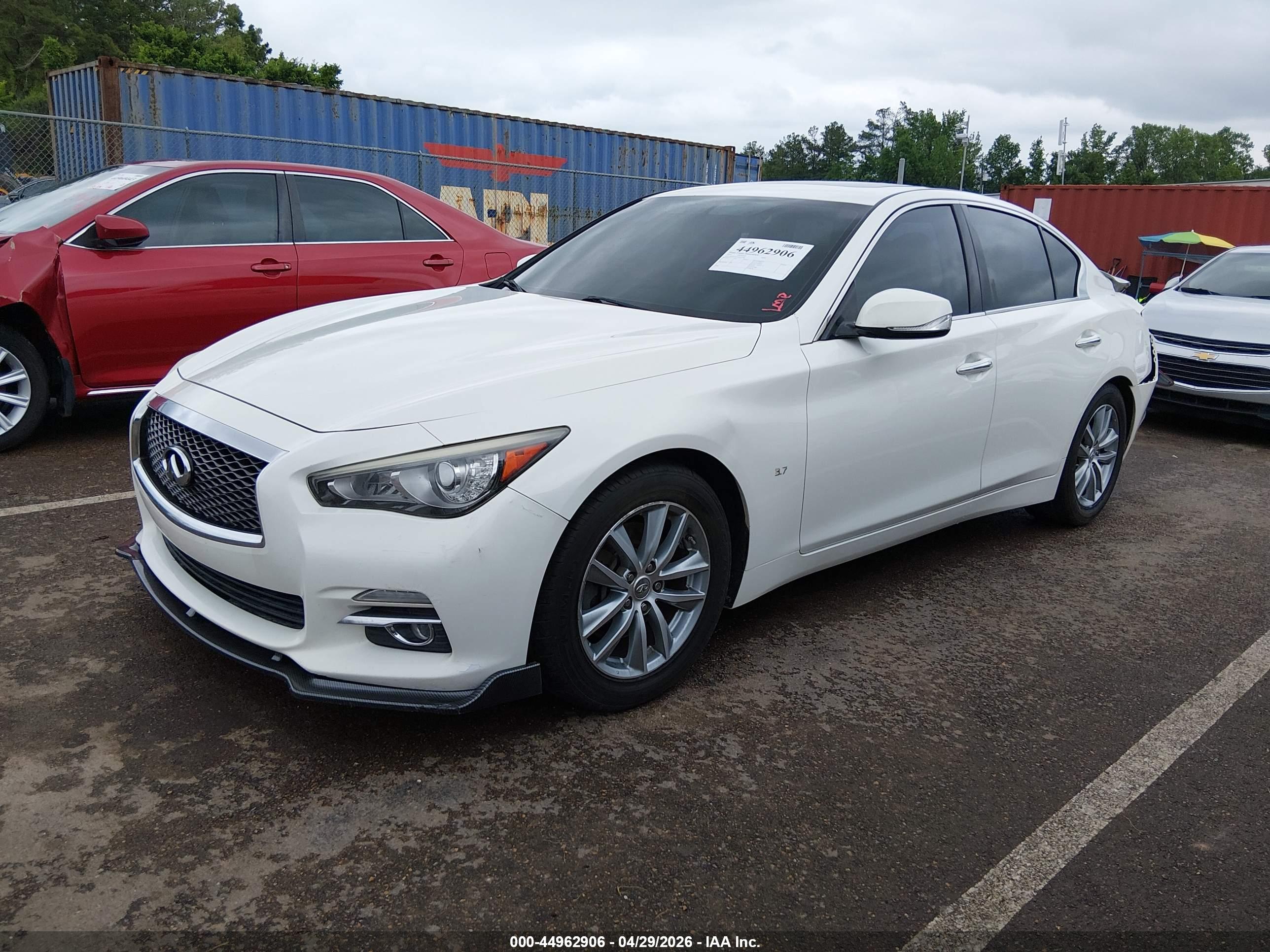 INFINITI Q50 image 2