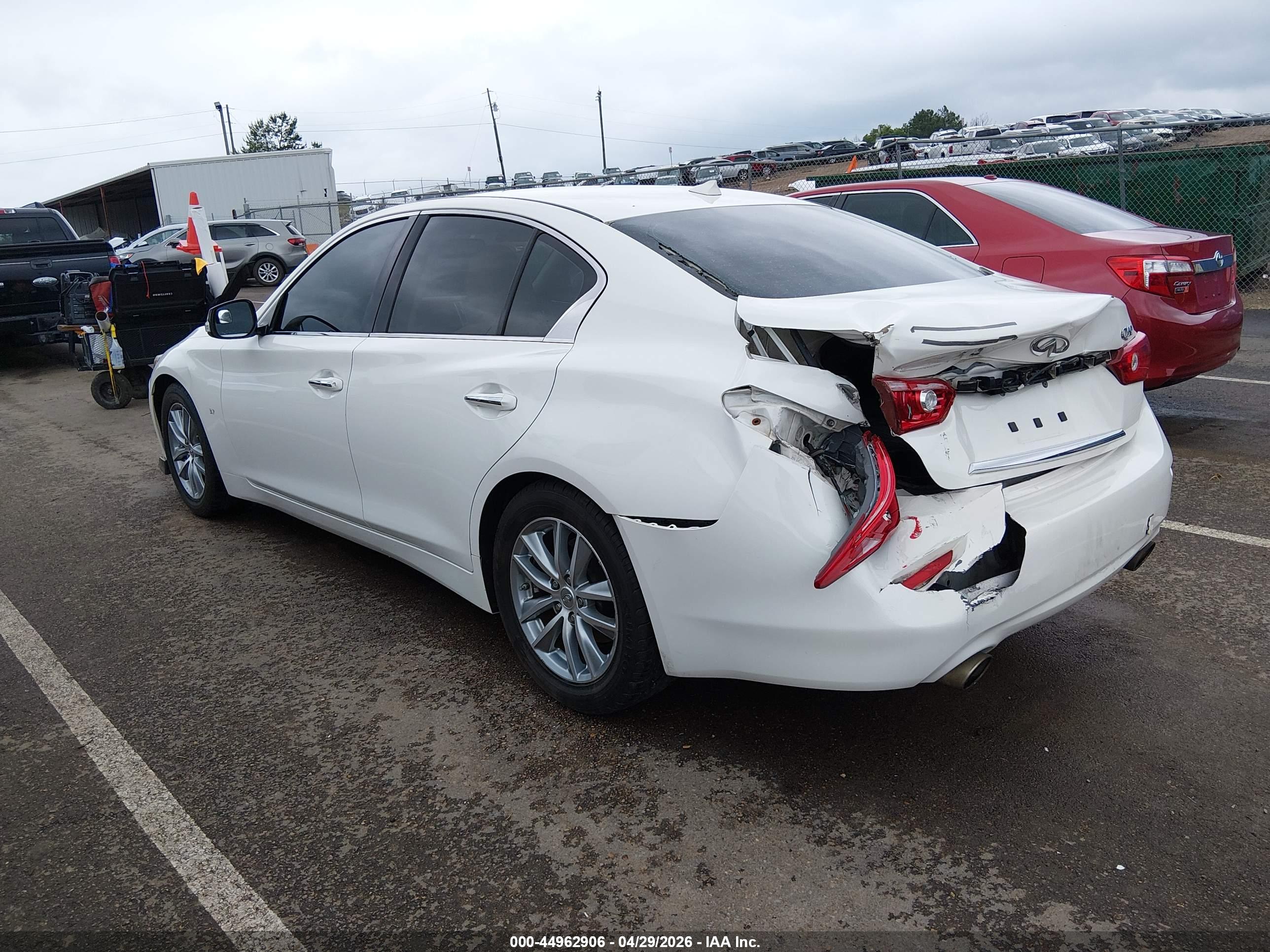 INFINITI Q50 image 3
