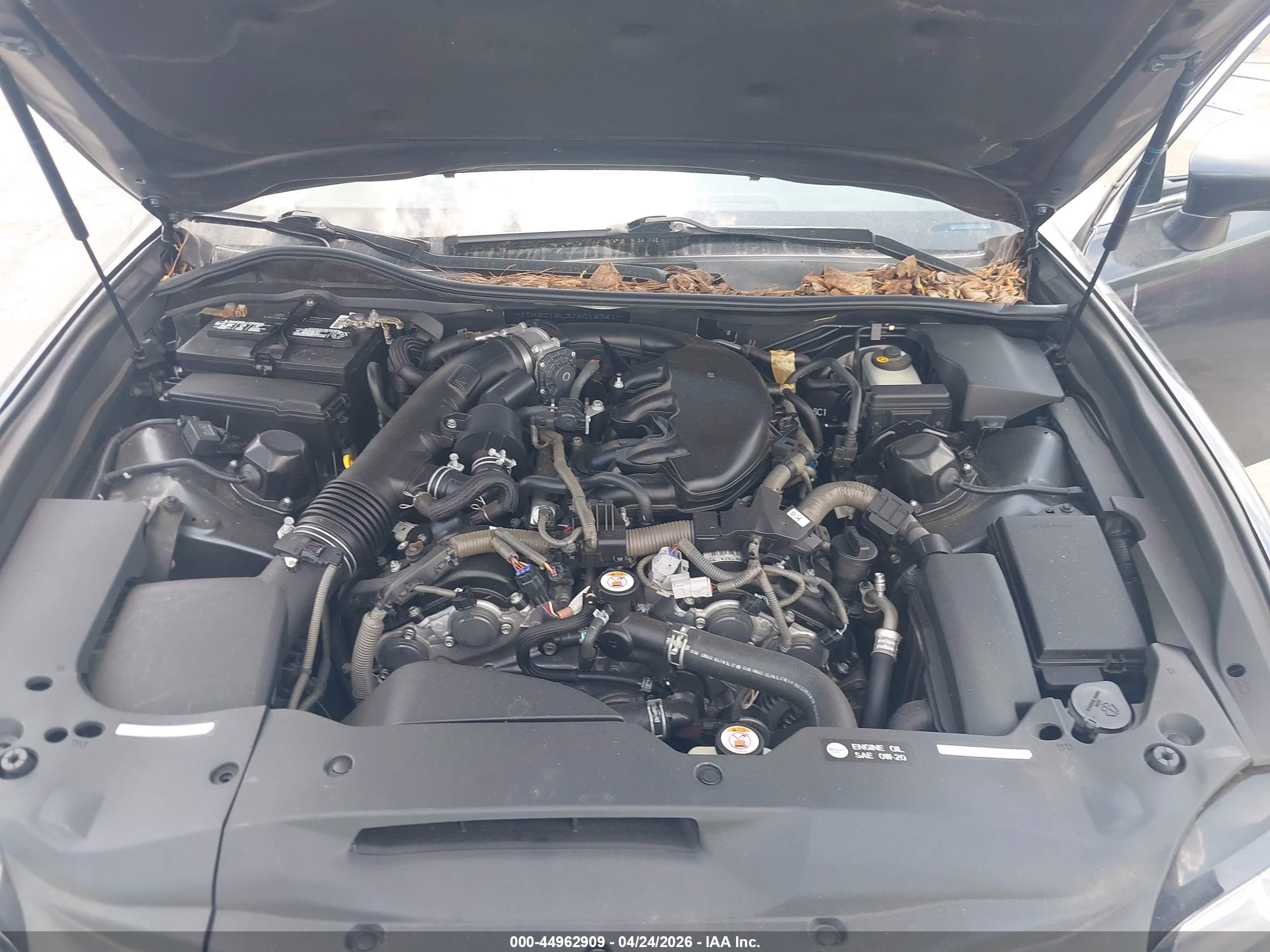 LEXUS GS image 10