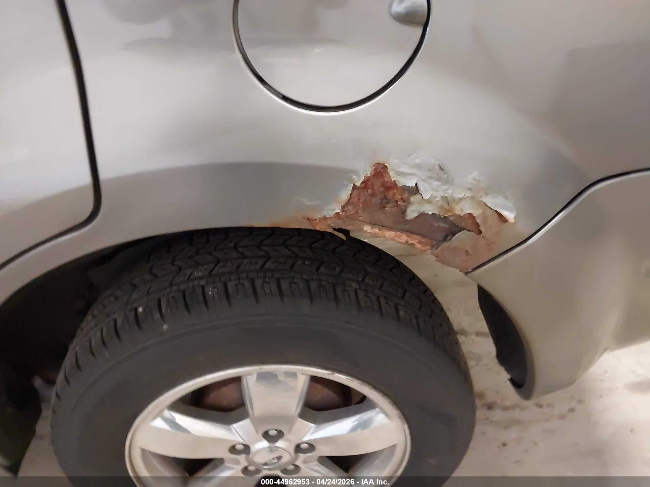 FORD ESCAPE image 6