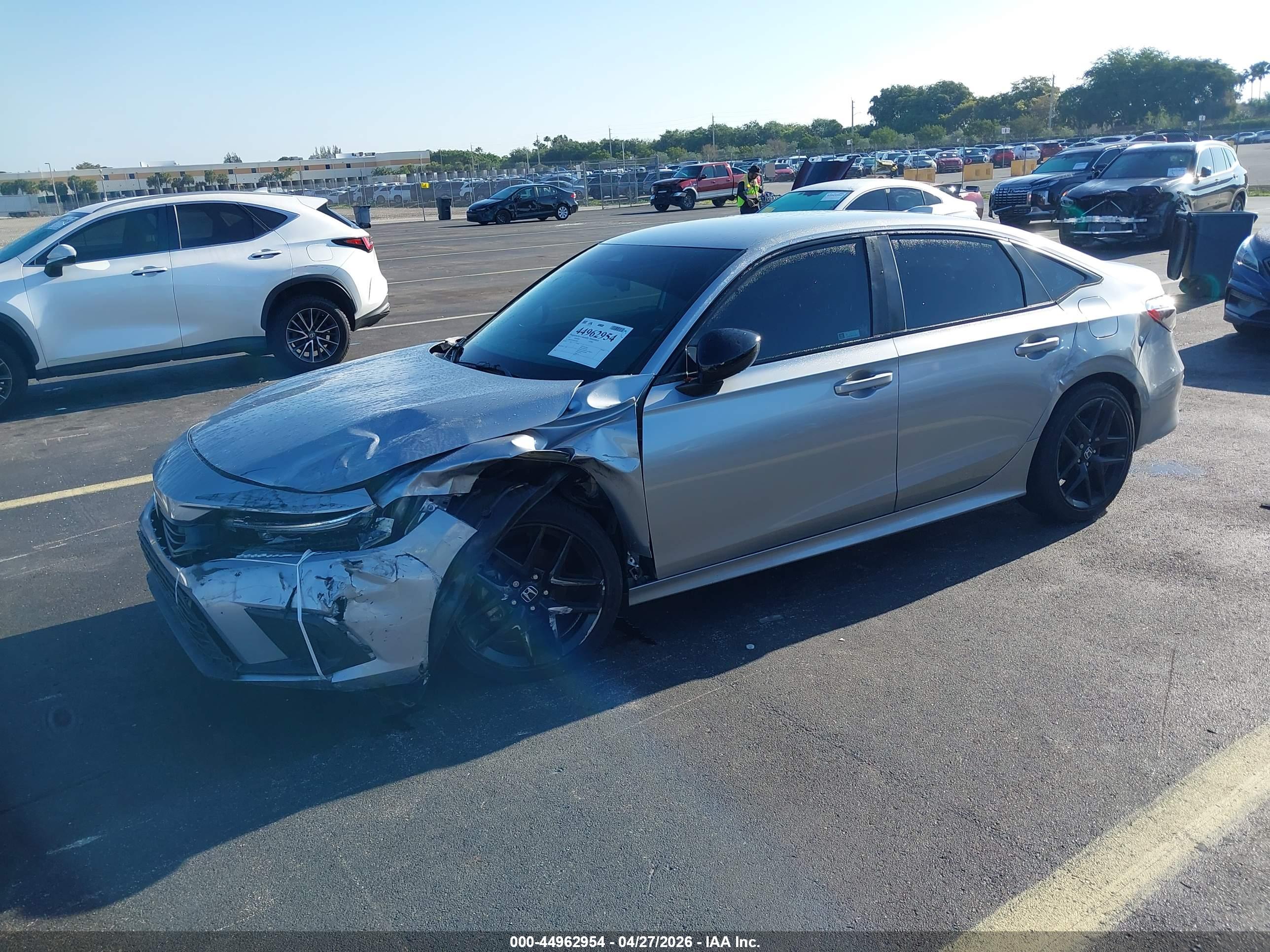 HONDA CIVIC image 2