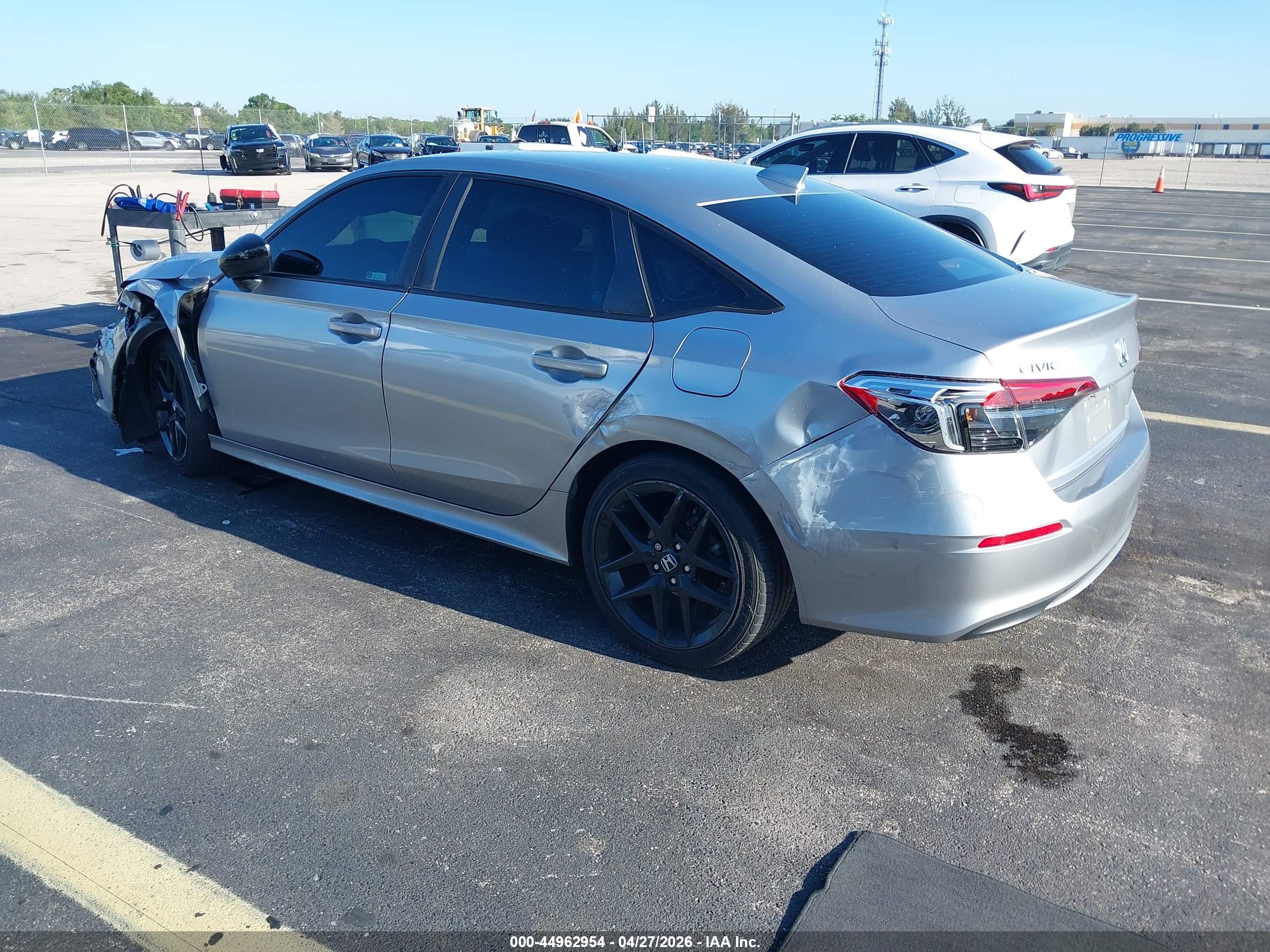 HONDA CIVIC image 3