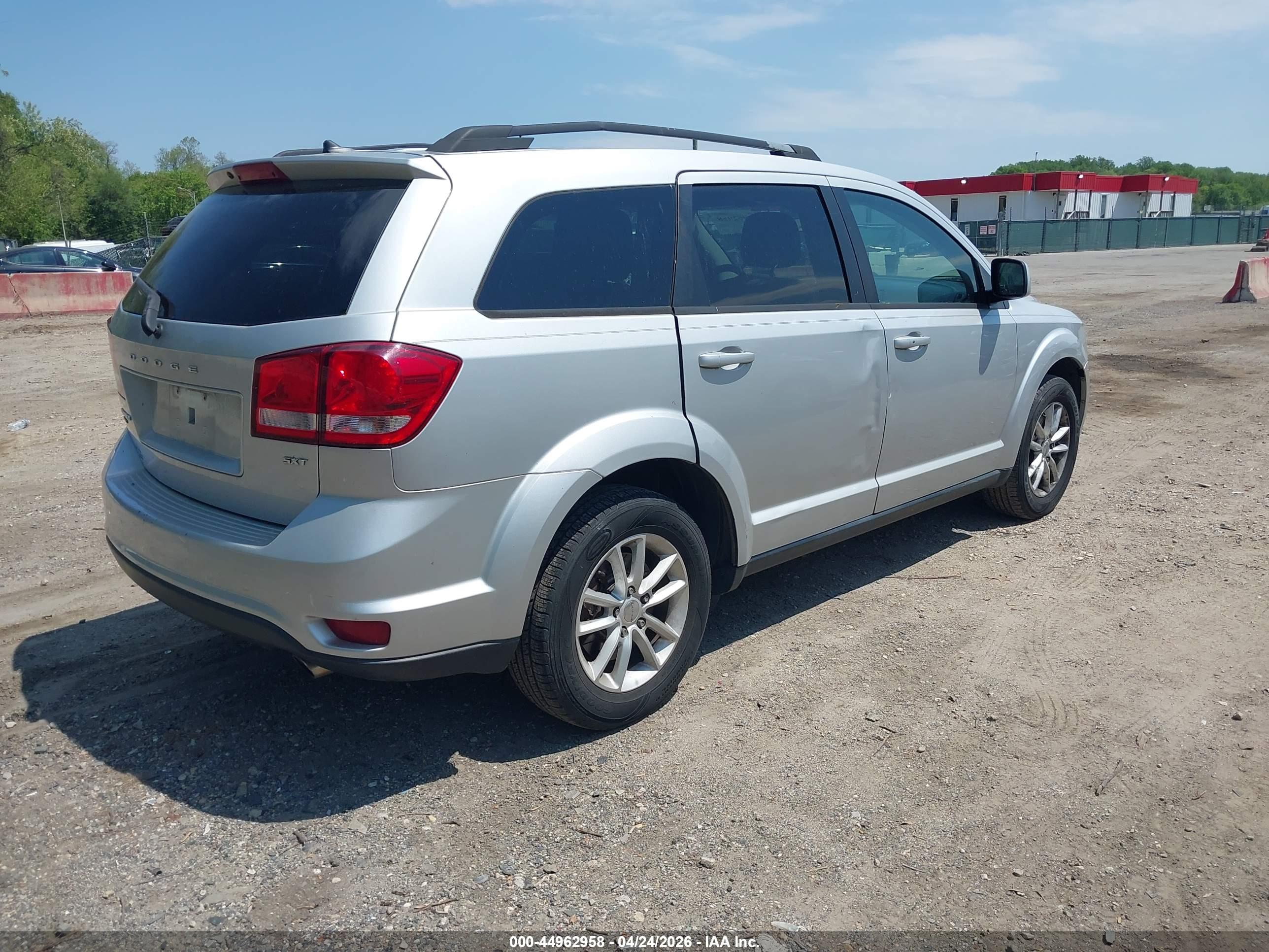 DODGE JOURNEY image 4
