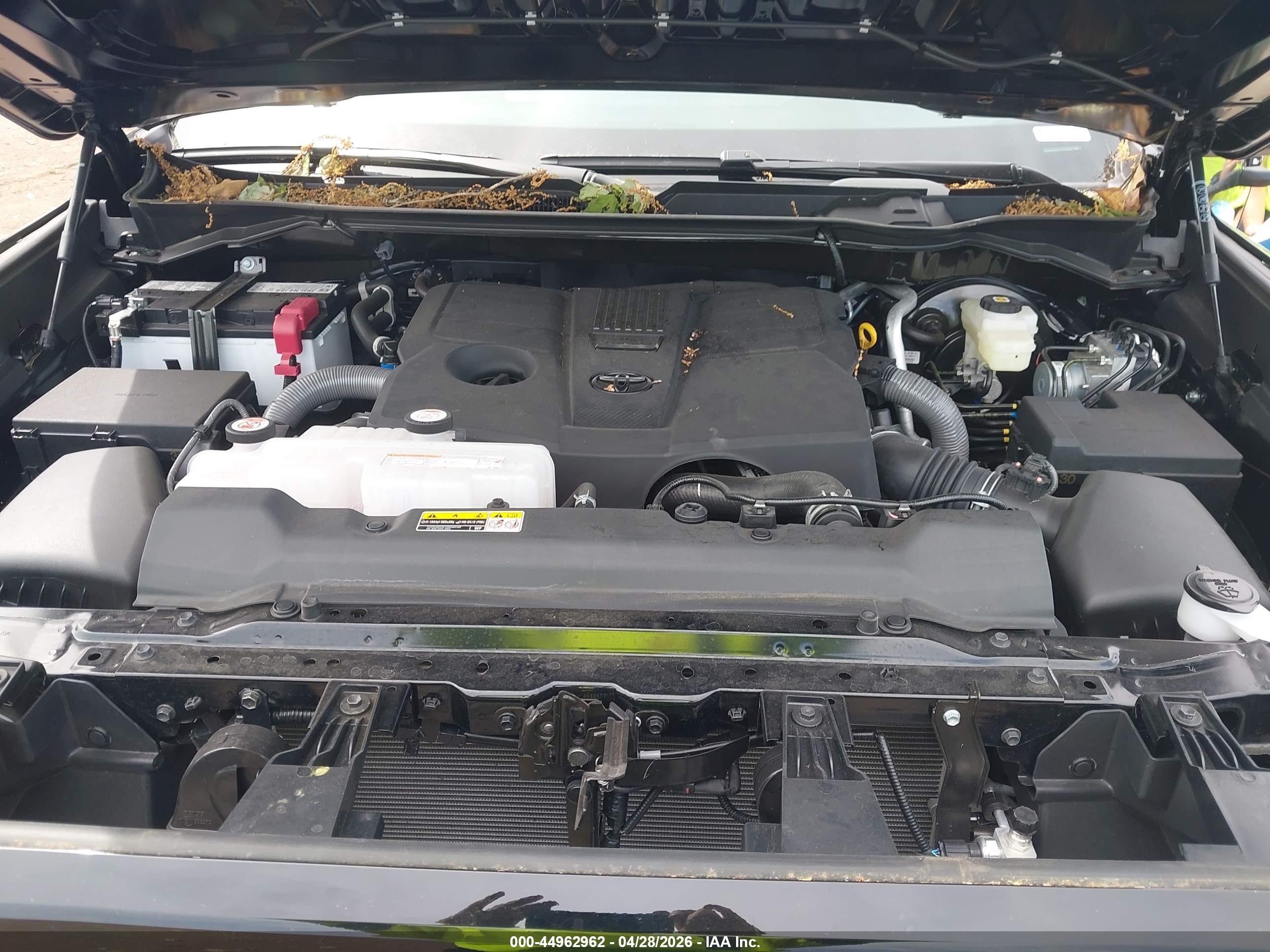 TOYOTA TUNDRA image 10
