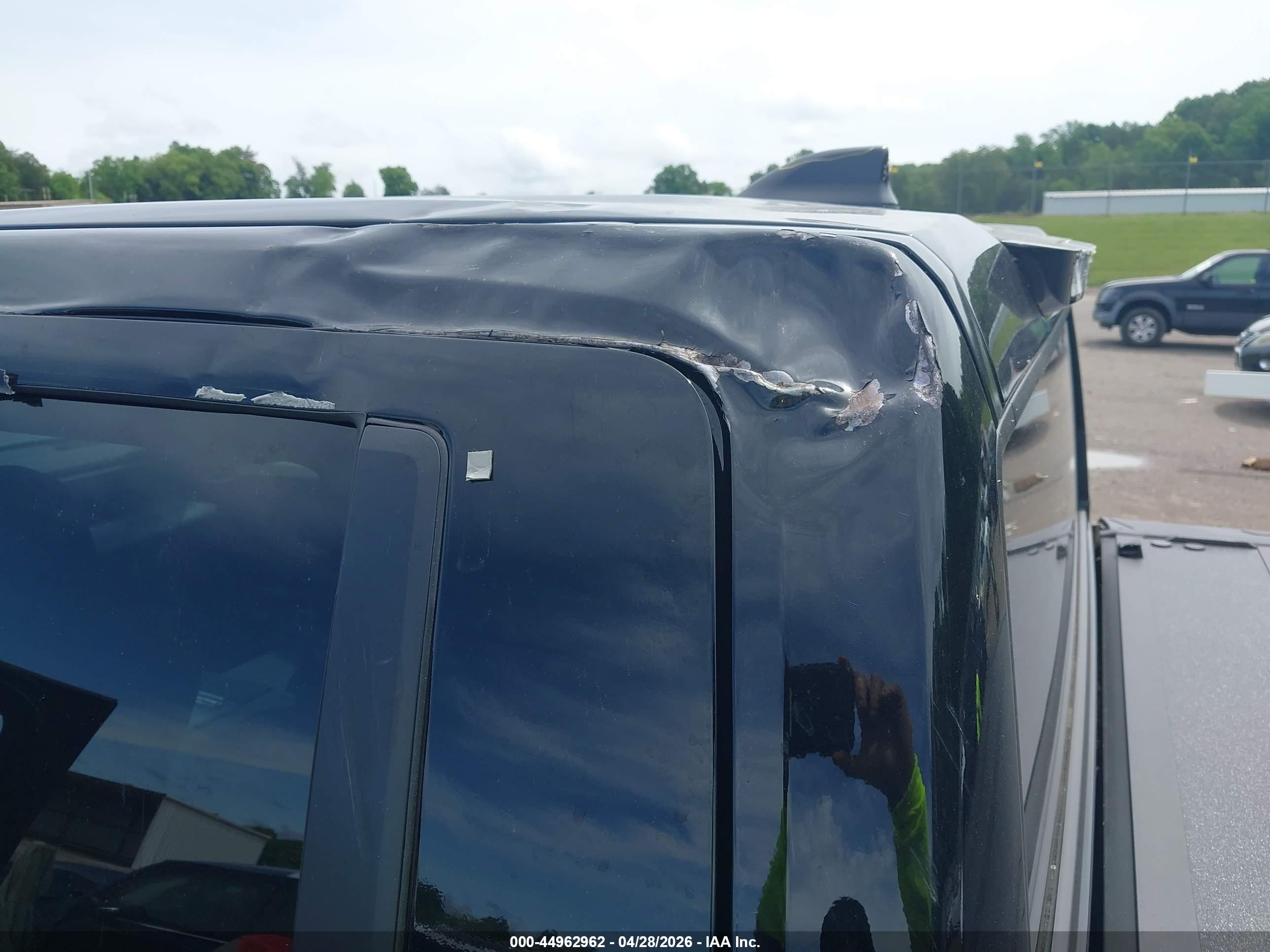 TOYOTA TUNDRA image 6