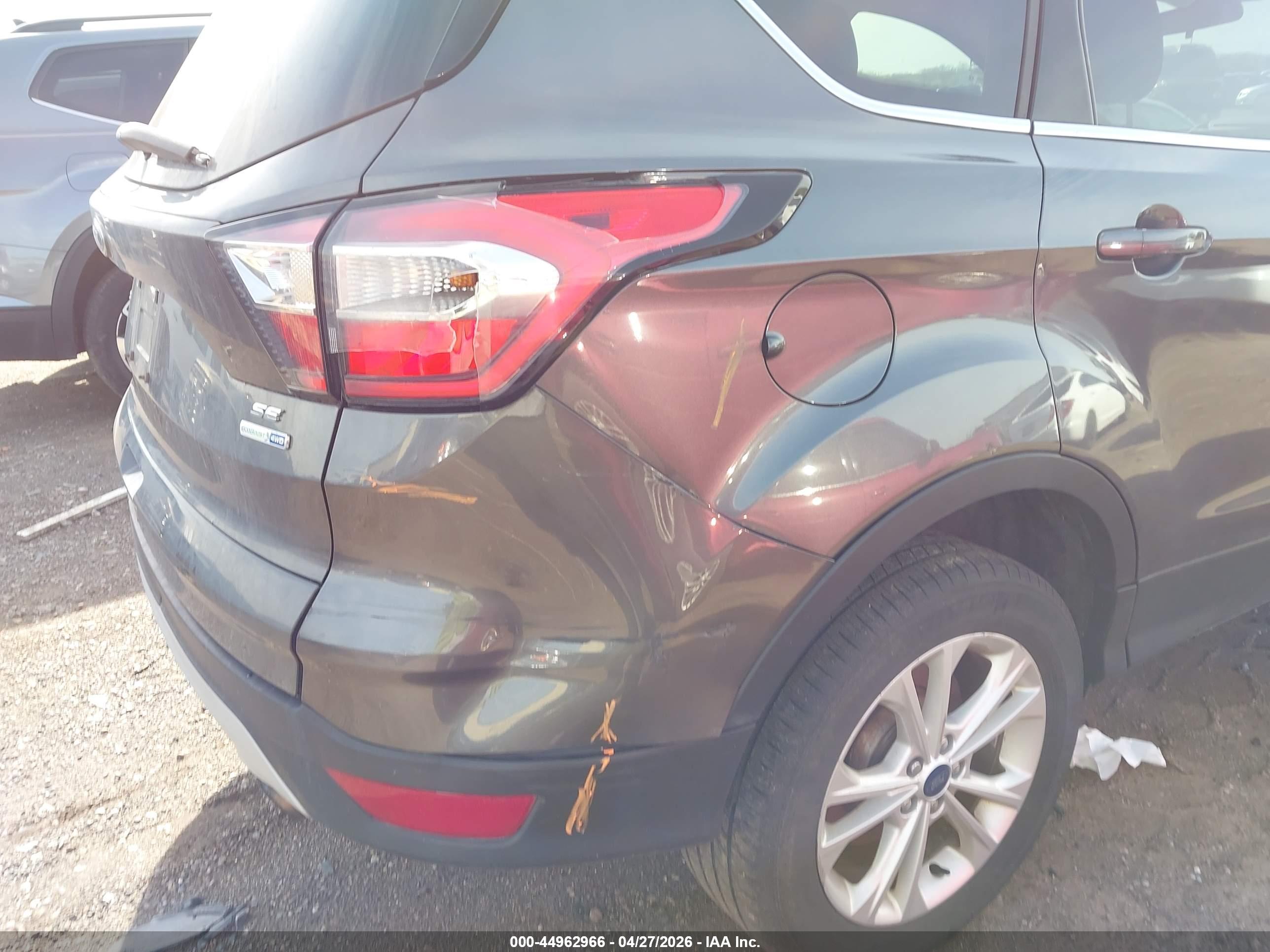 FORD ESCAPE image 6