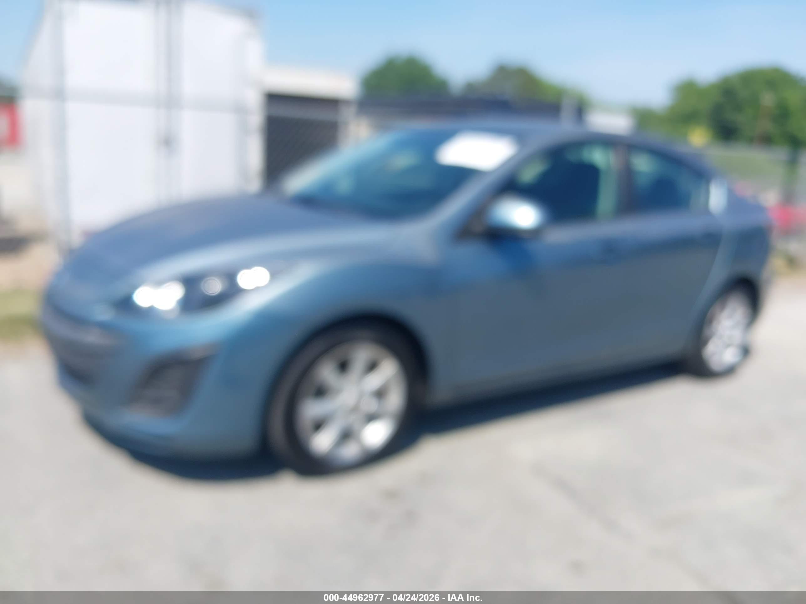 MAZDA MAZDA3 image 6