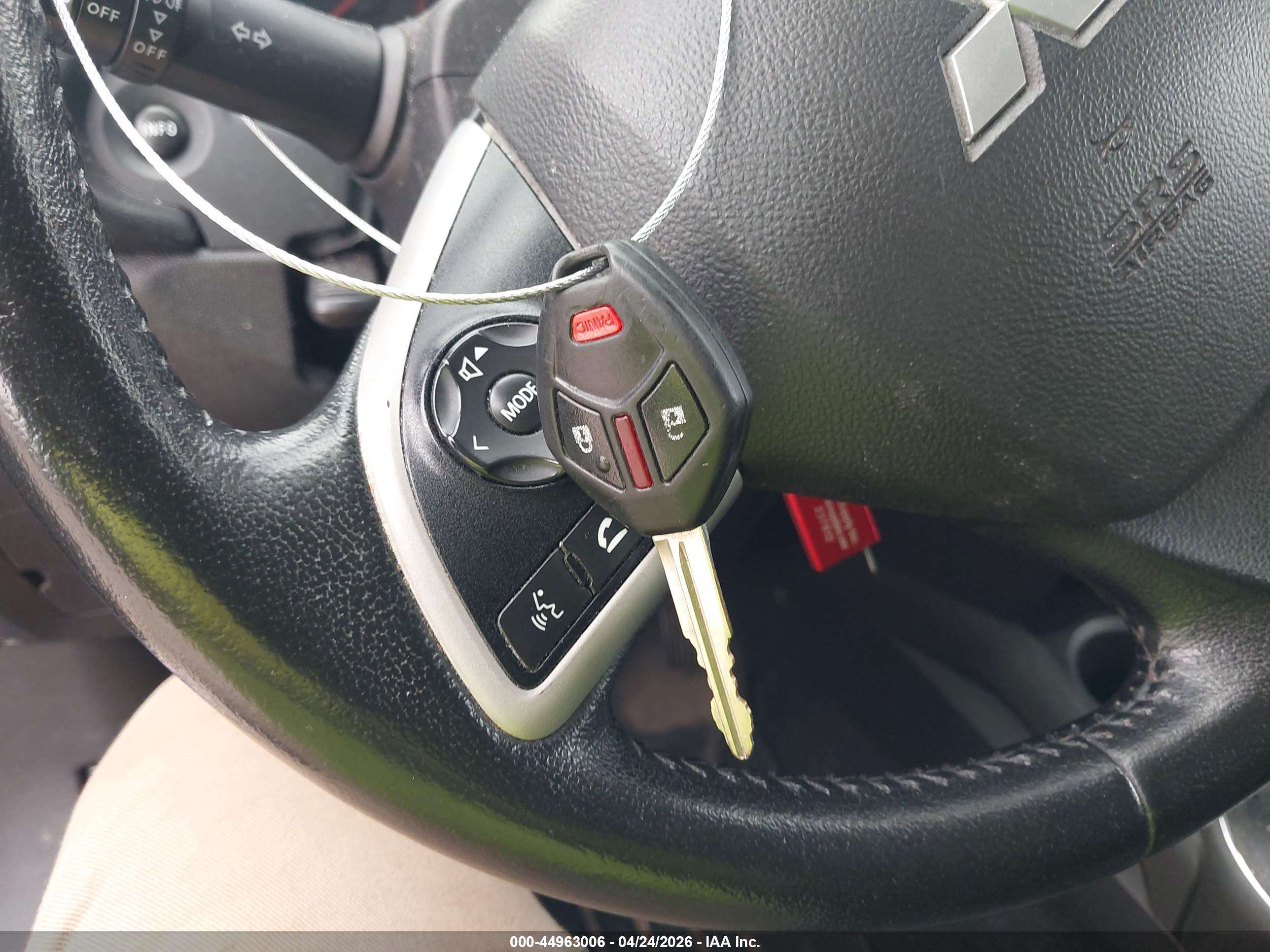 MITSUBISHI OUTLANDER image 11