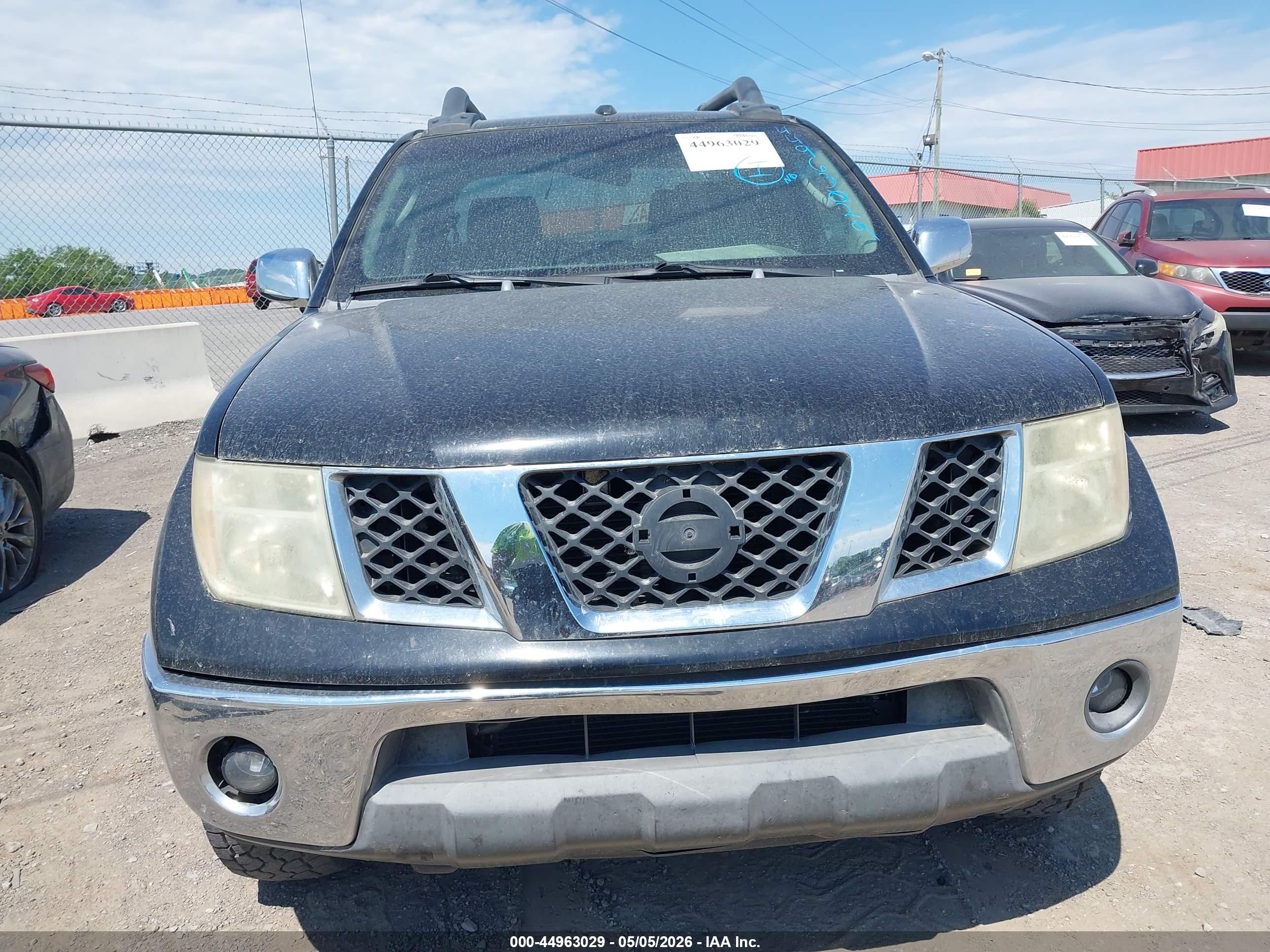 NISSAN FRONTIER image 6