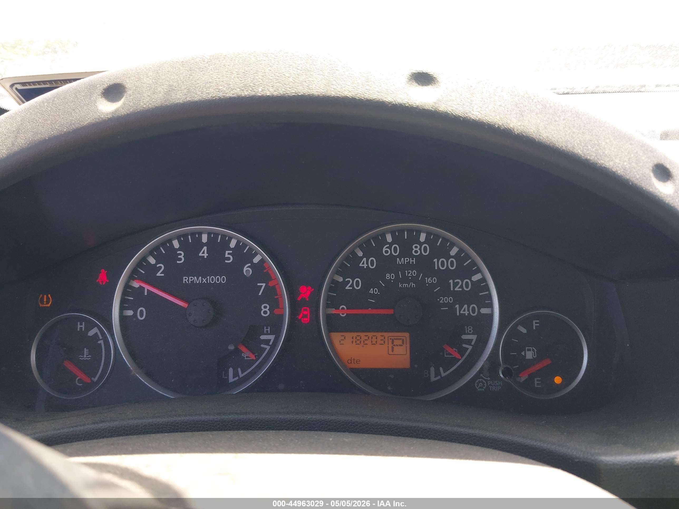 NISSAN FRONTIER image 7