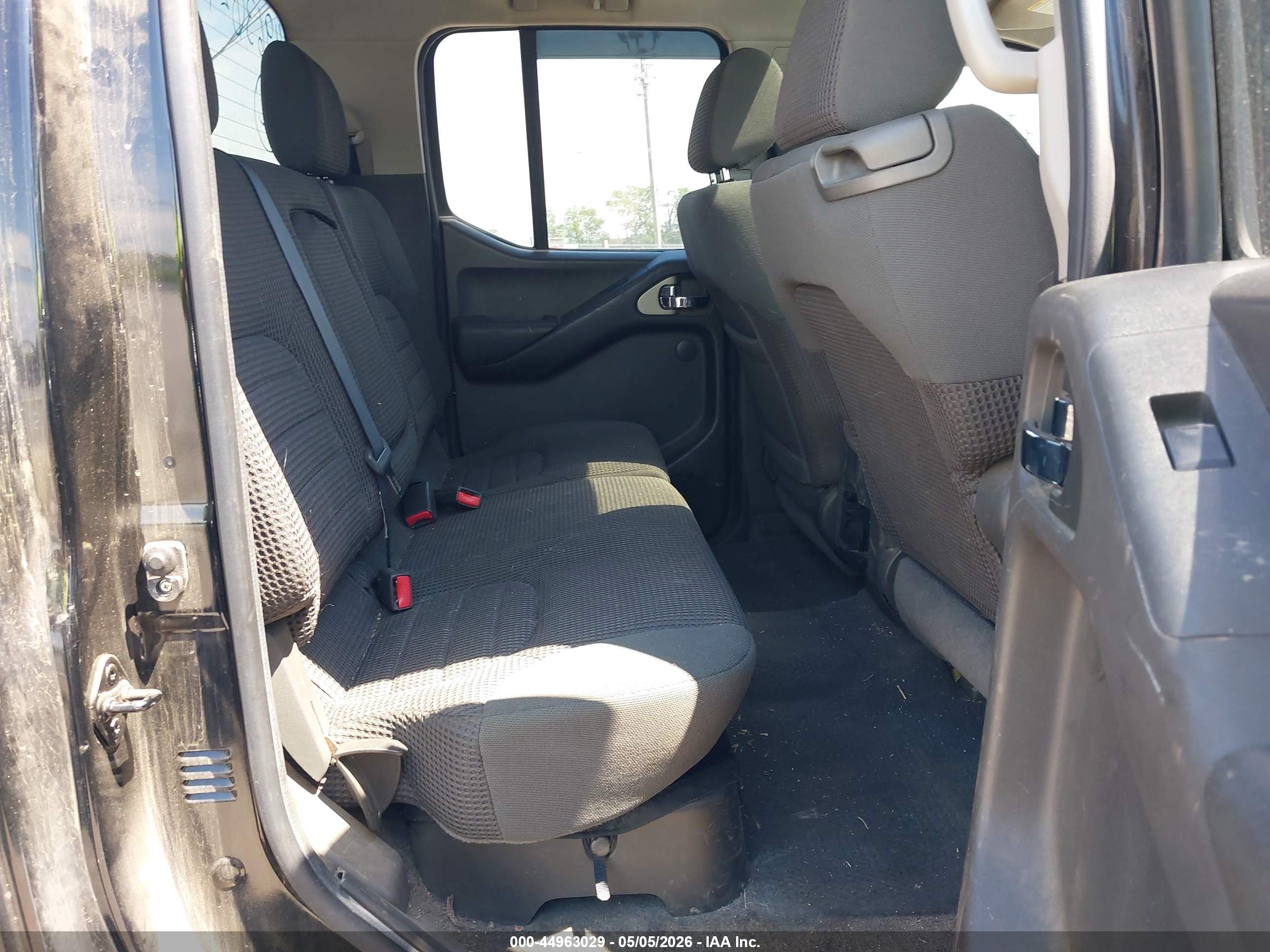 NISSAN FRONTIER image 8
