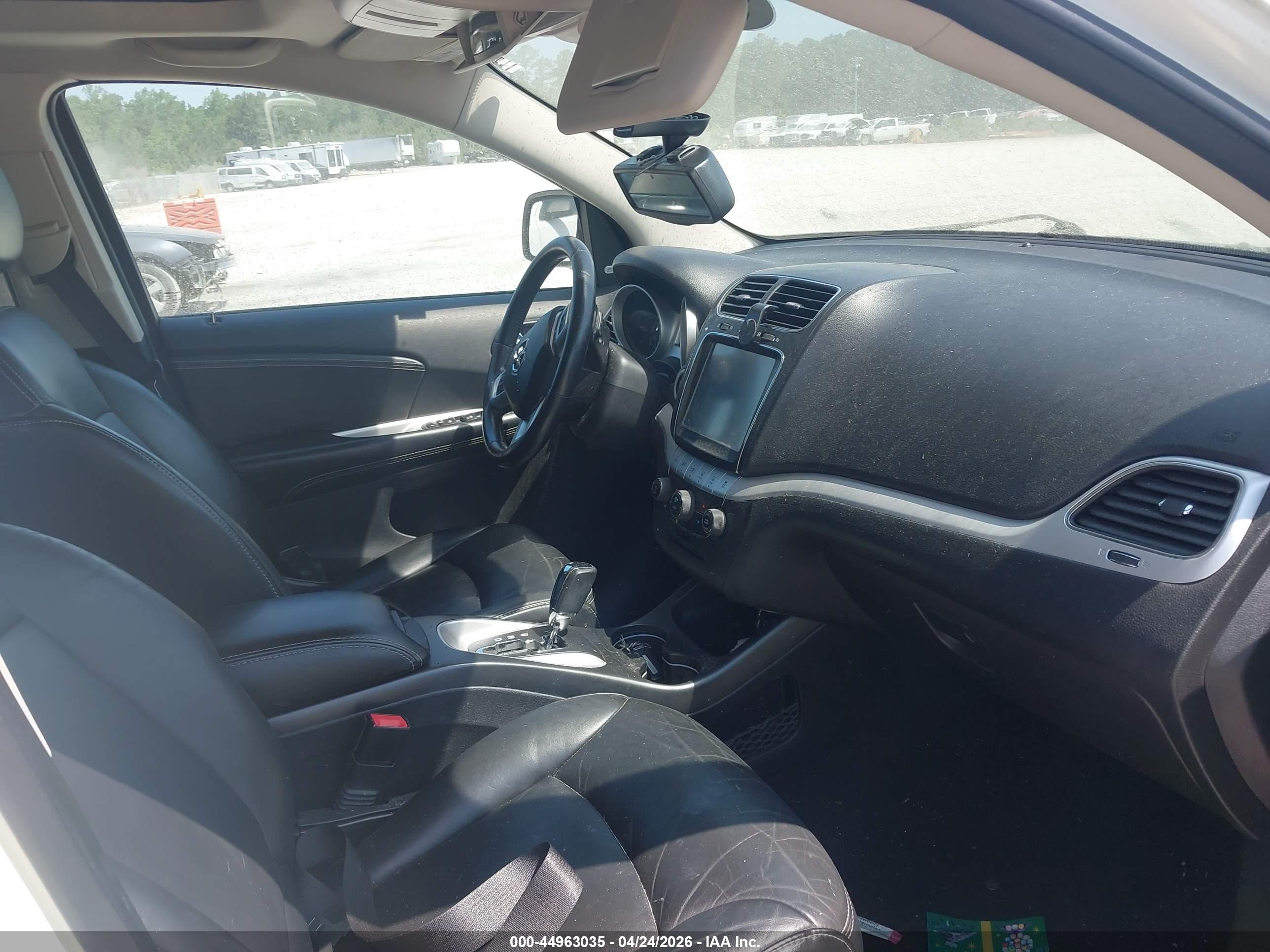 DODGE JOURNEY image 5