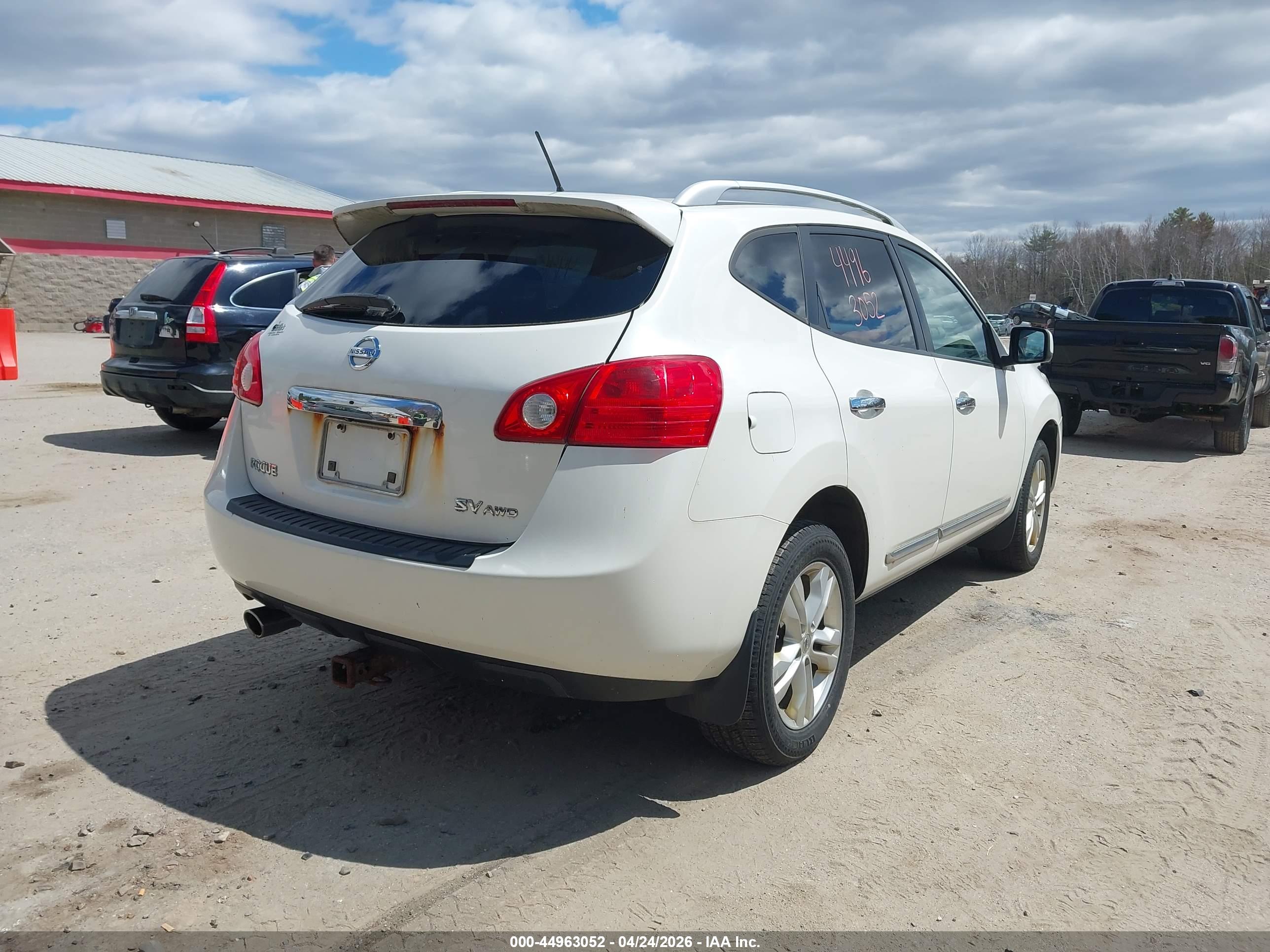 NISSAN ROGUE image 4