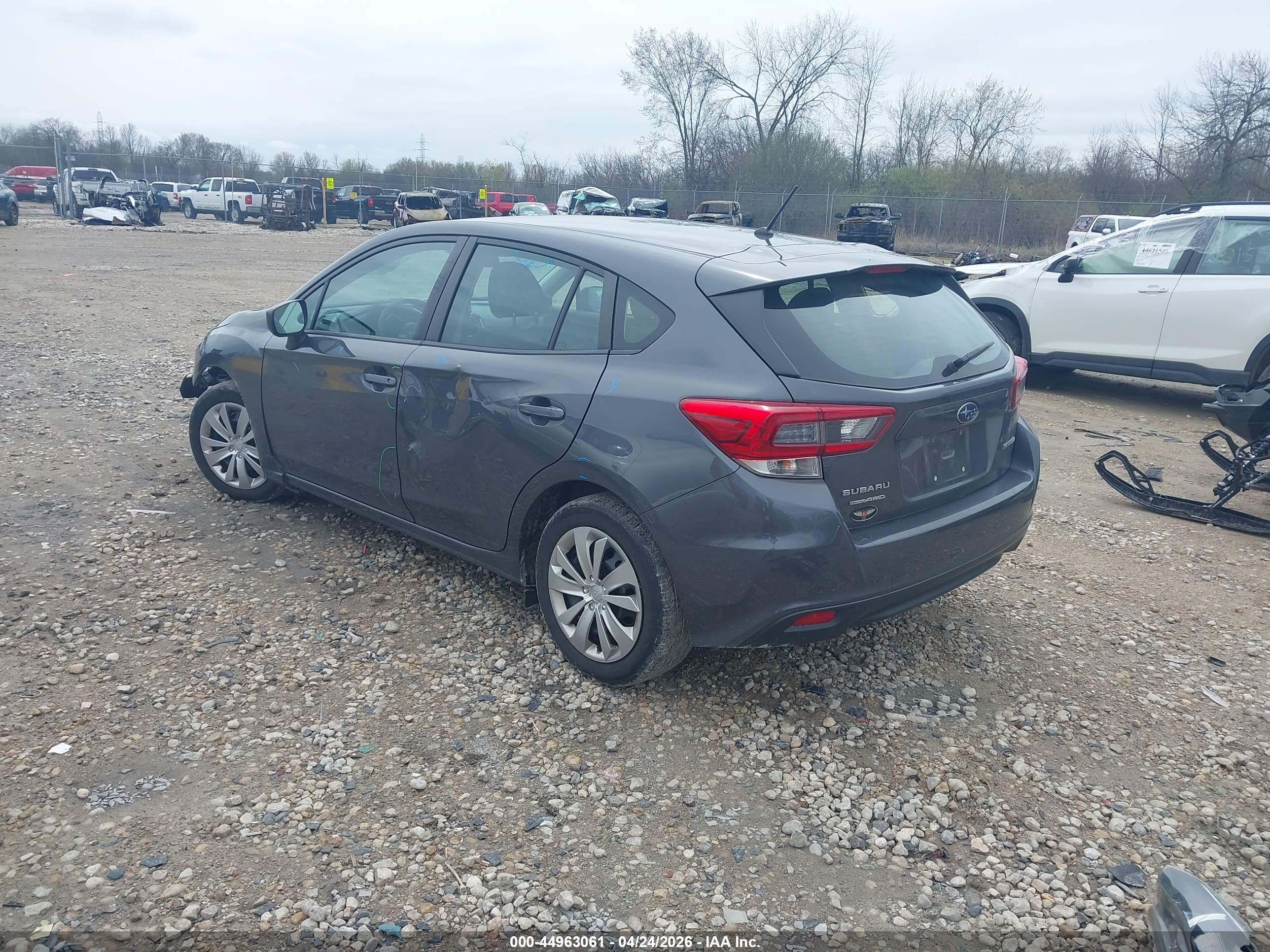 SUBARU IMPREZA image 3