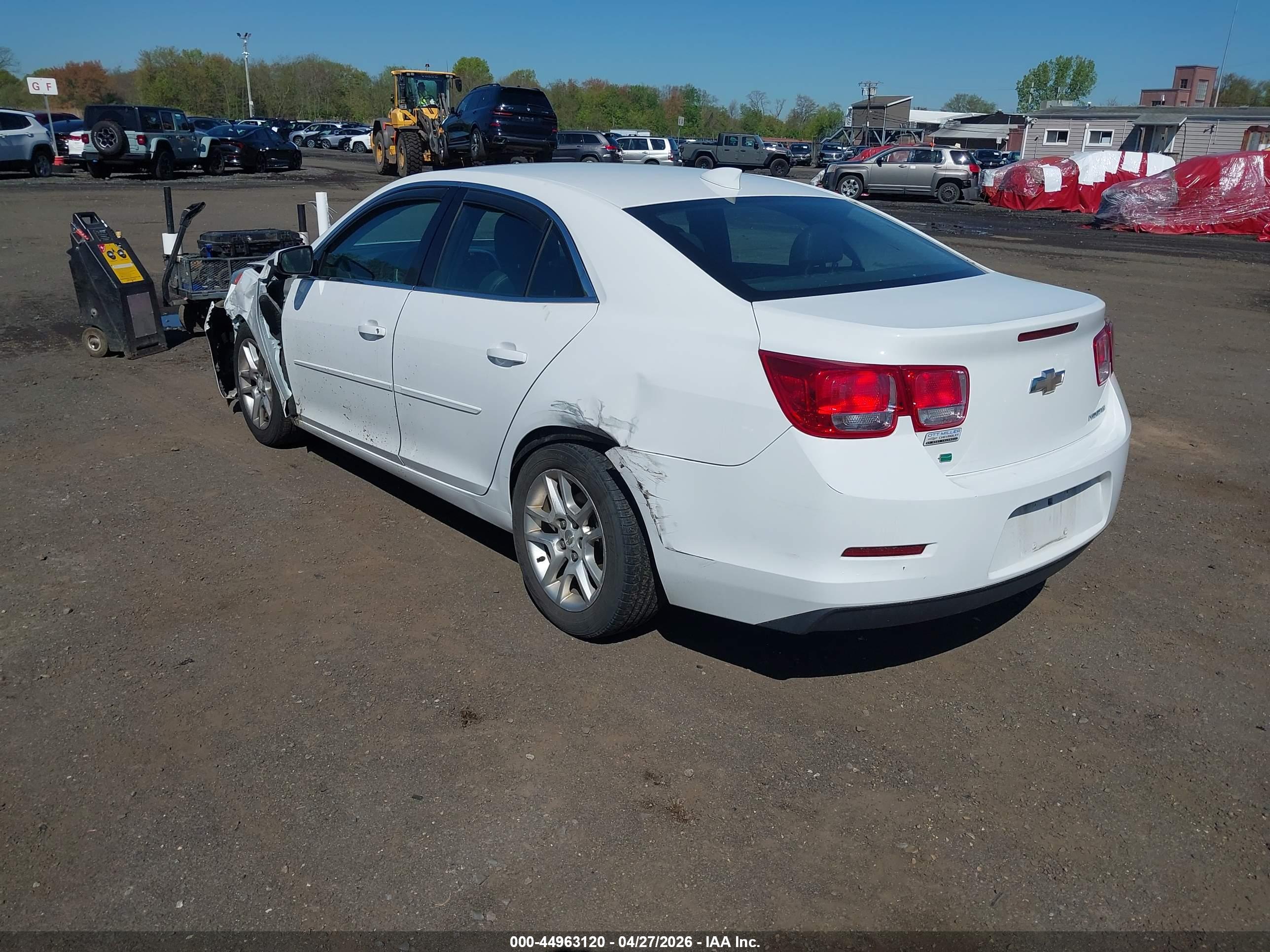 CHEVROLET MALIBU image 3