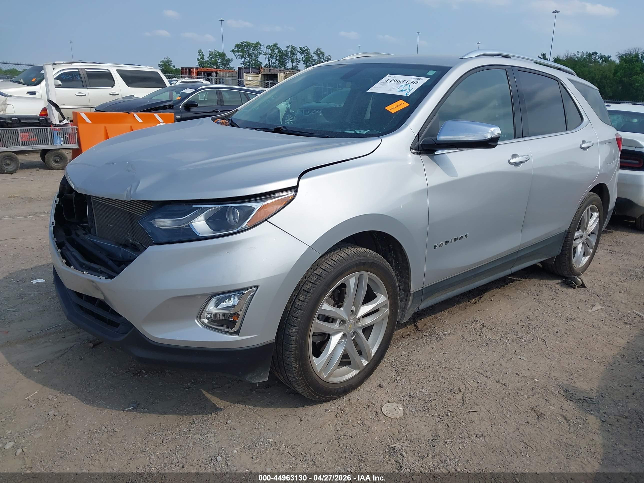 CHEVROLET EQUINOX image 2