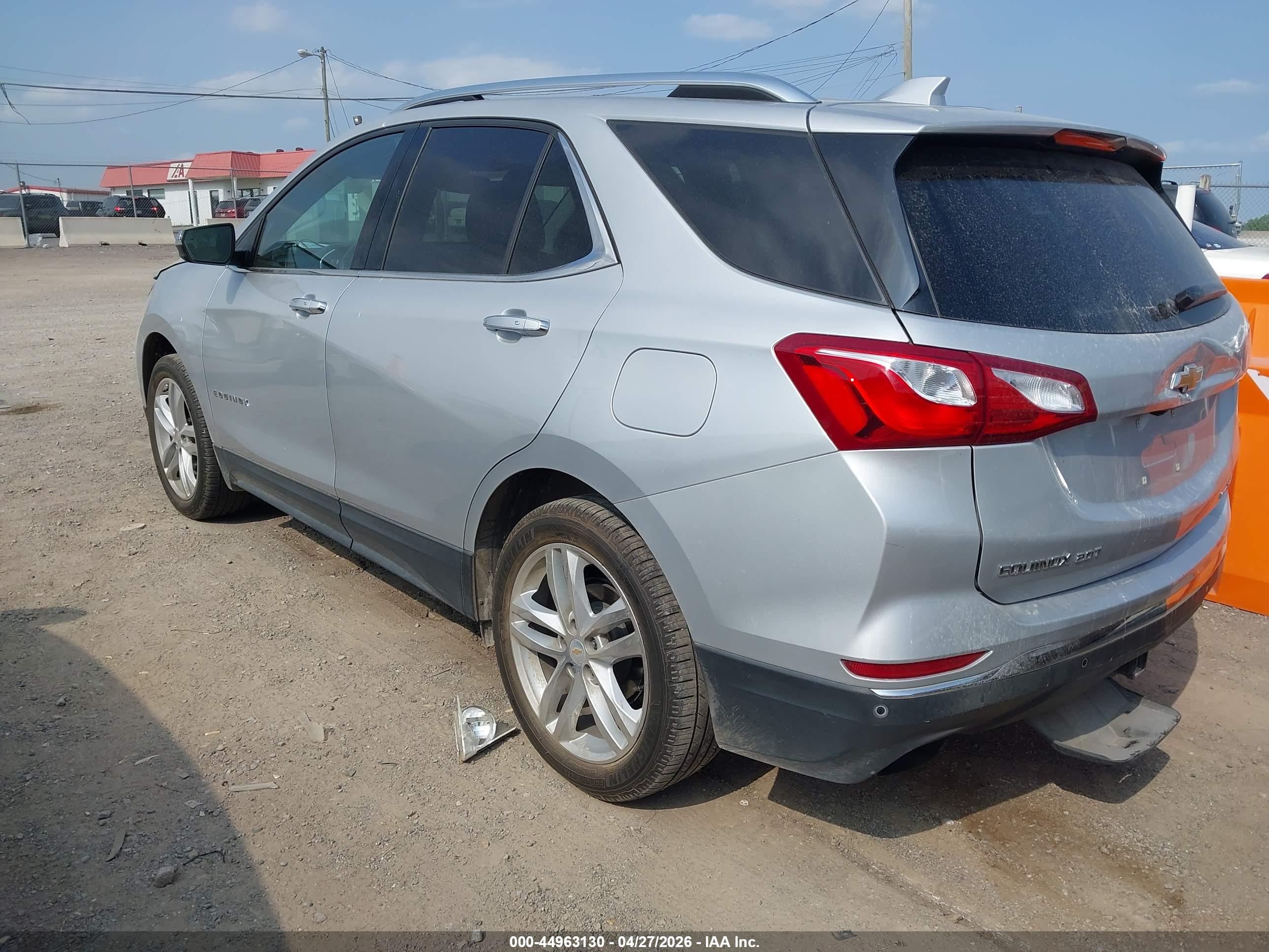 CHEVROLET EQUINOX image 3