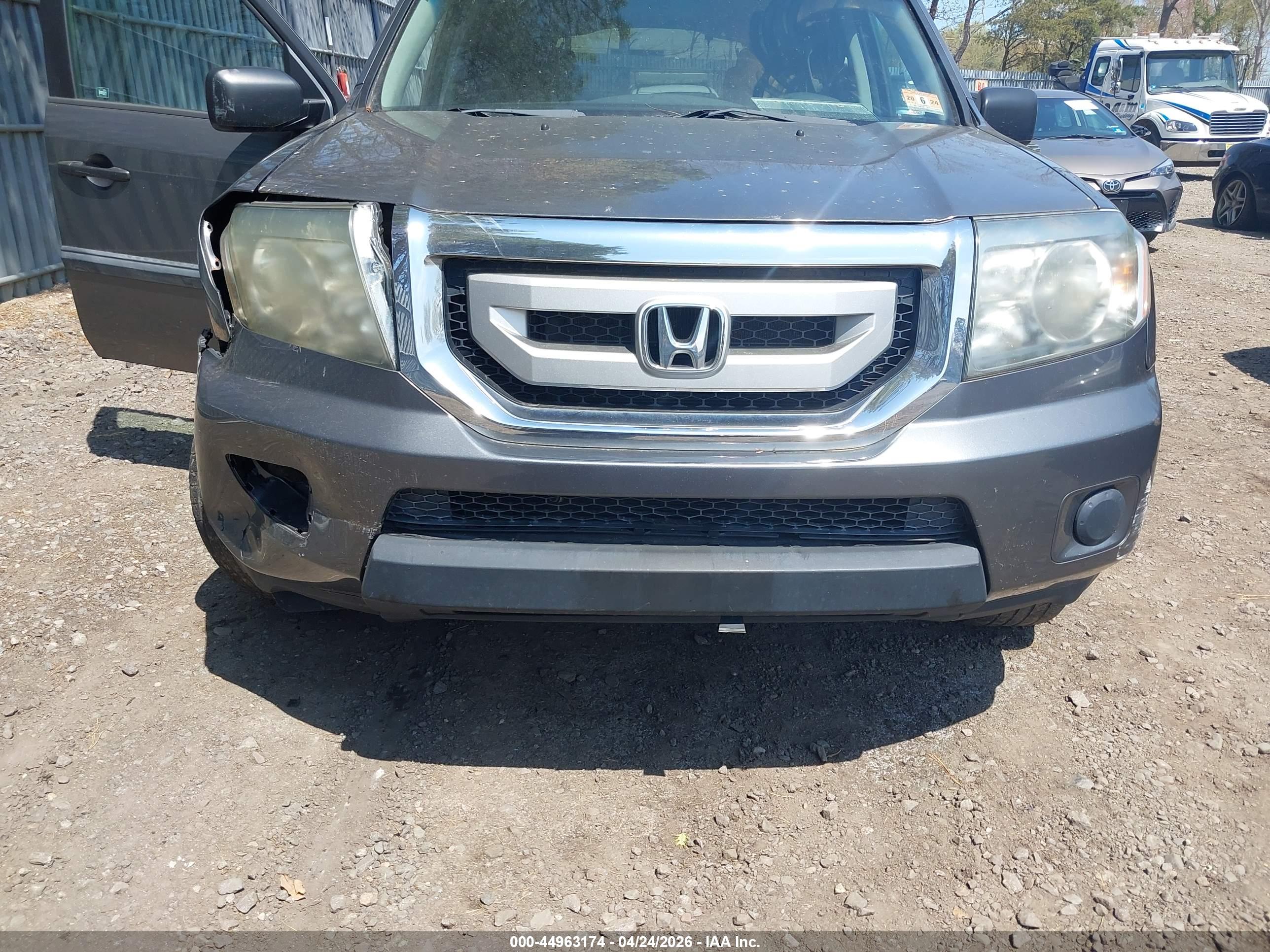 HONDA PILOT image 6