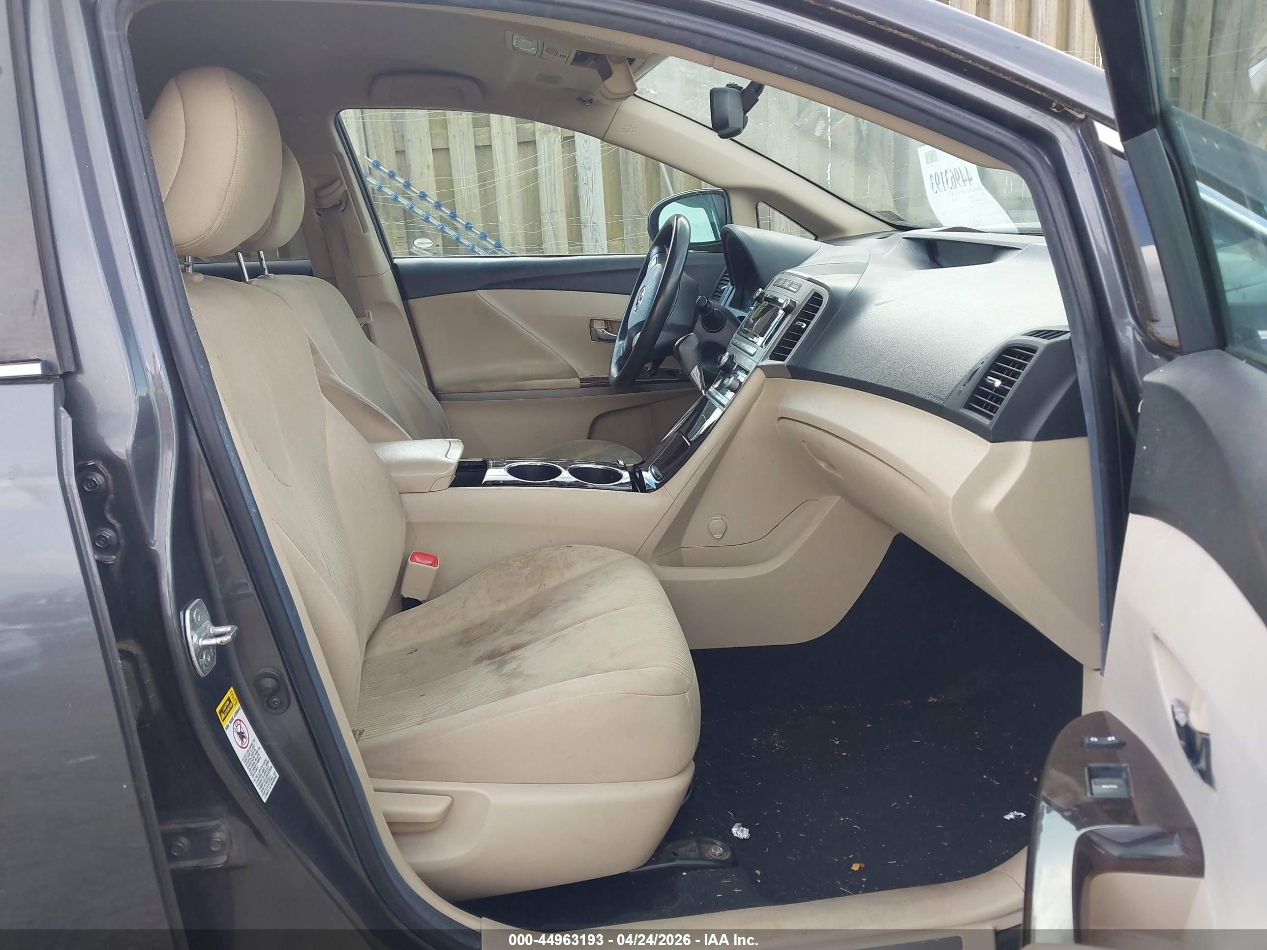 TOYOTA VENZA image 5
