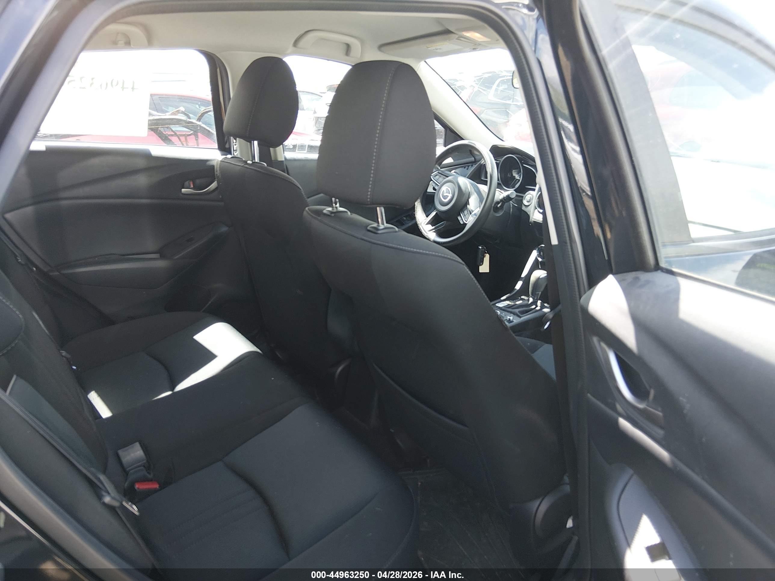 MAZDA CX-3 image 8