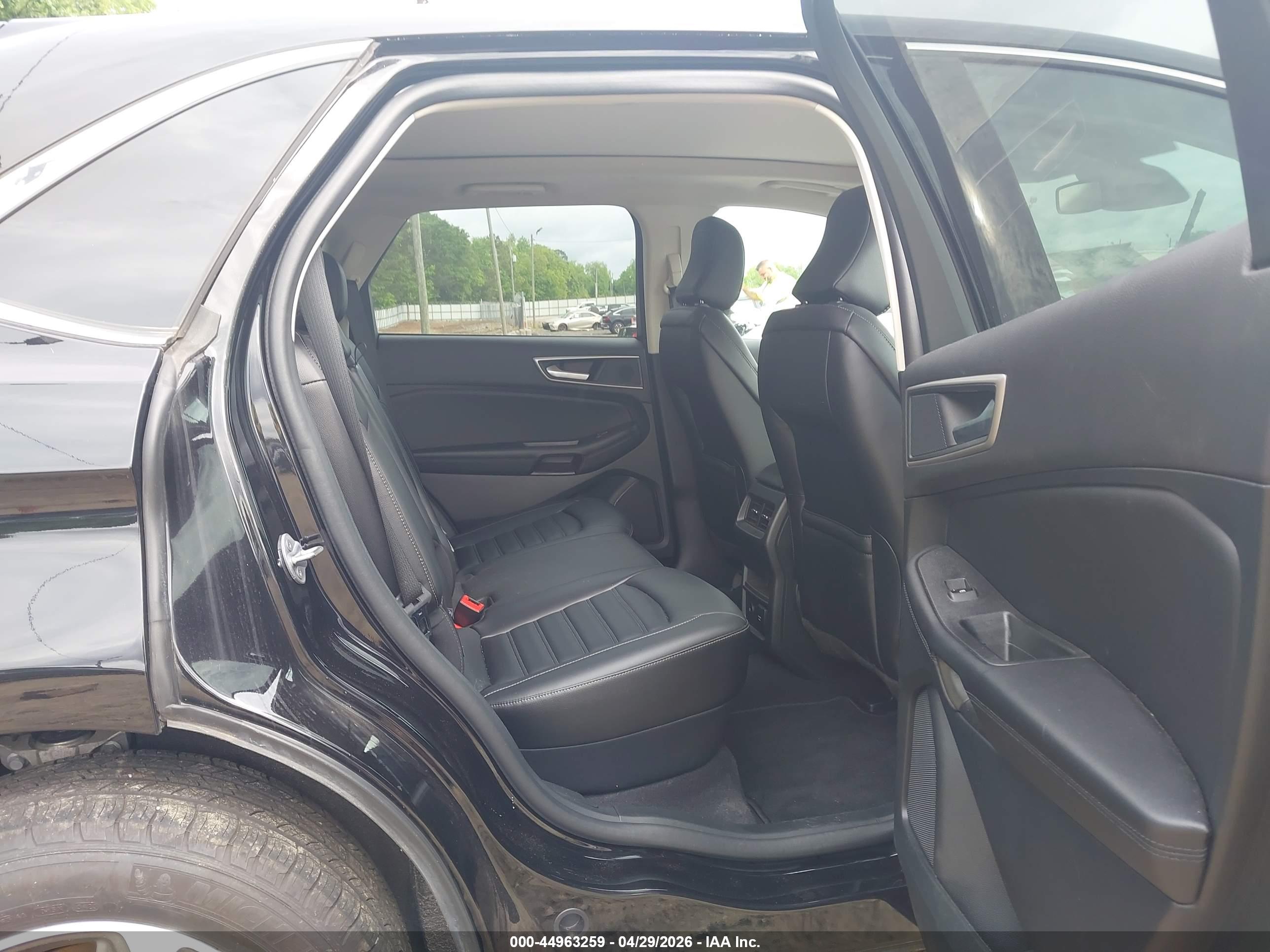 FORD EDGE image 8