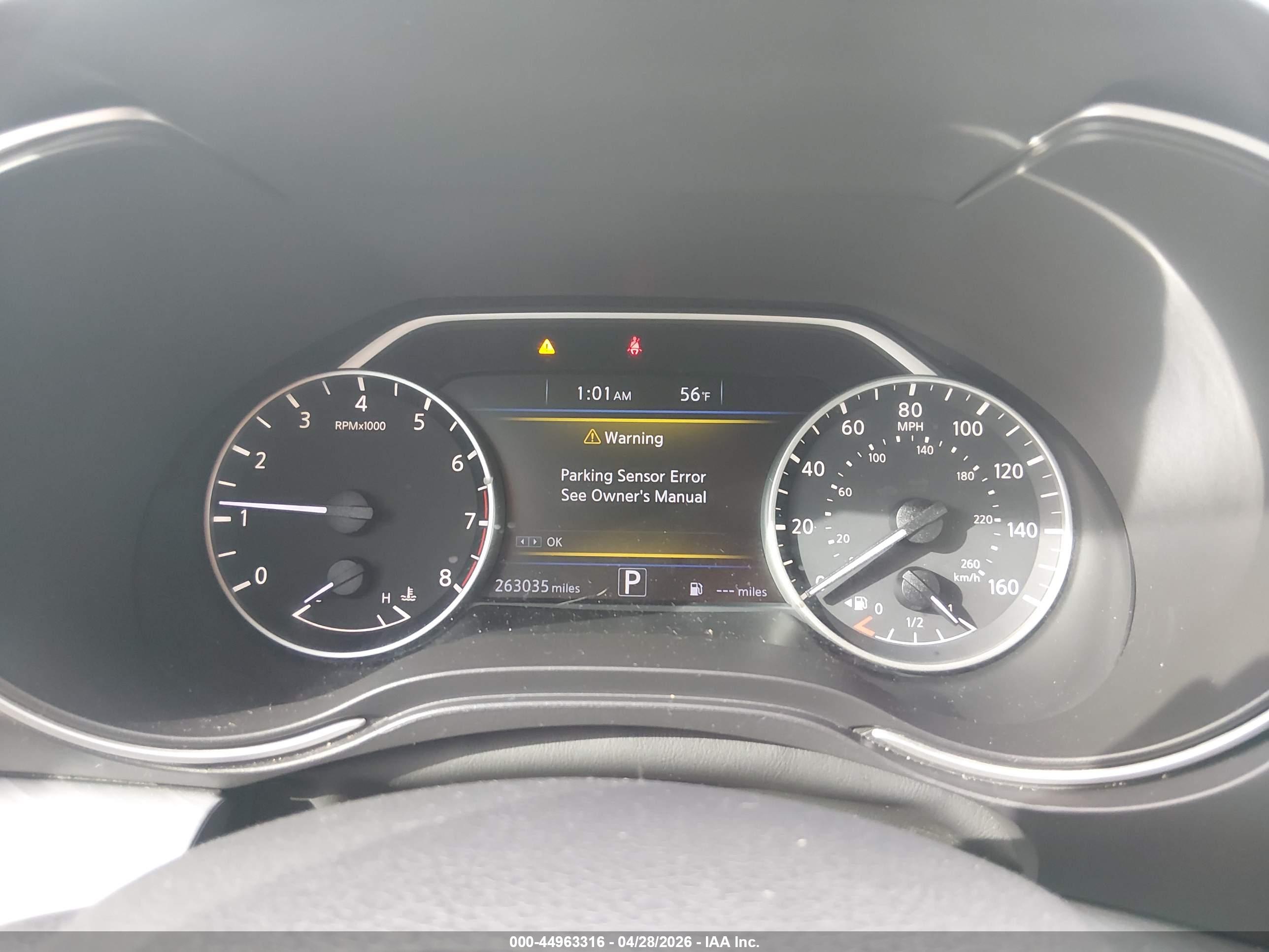 NISSAN MAXIMA image 7