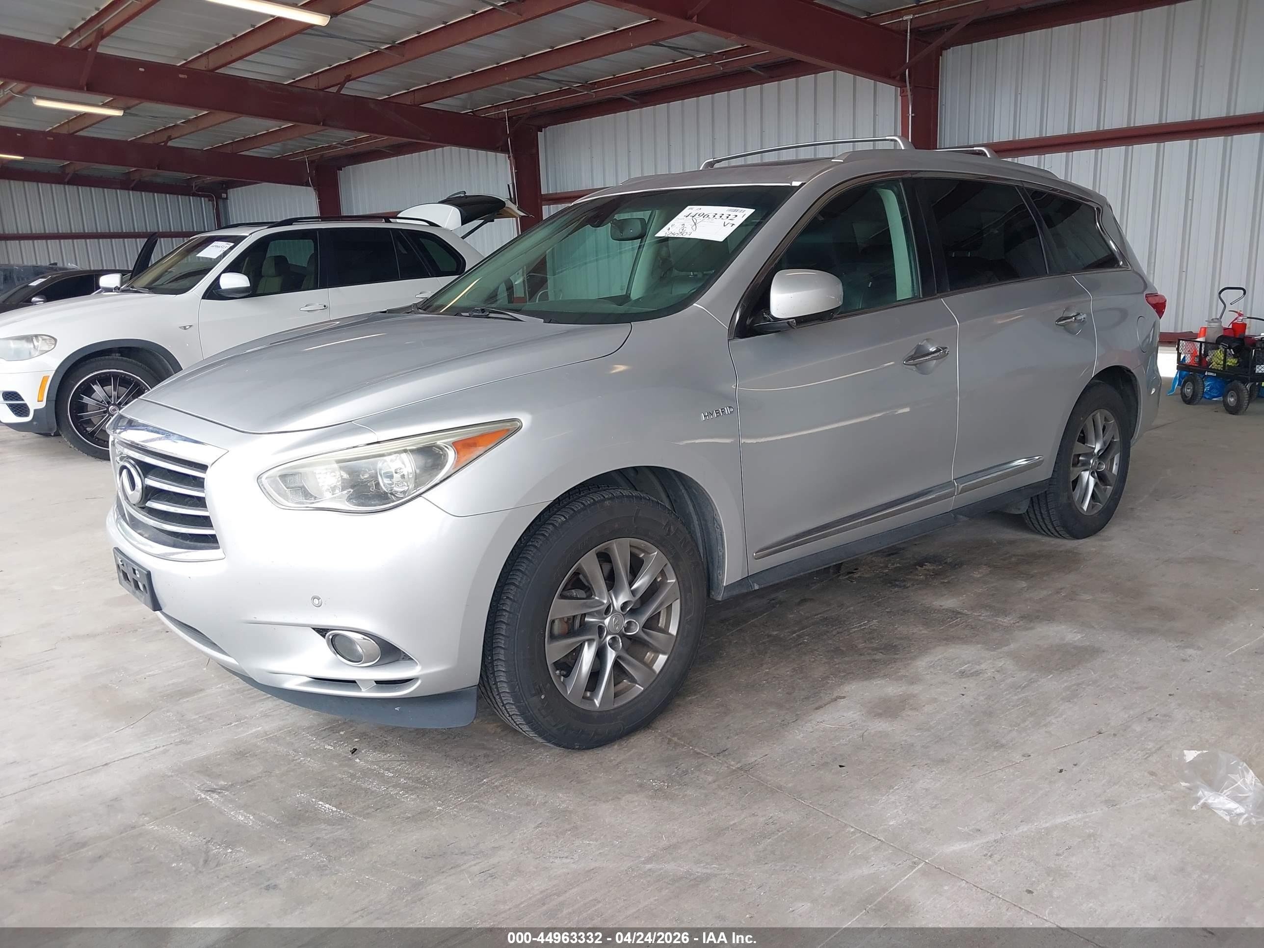 INFINITI QX60 image 2