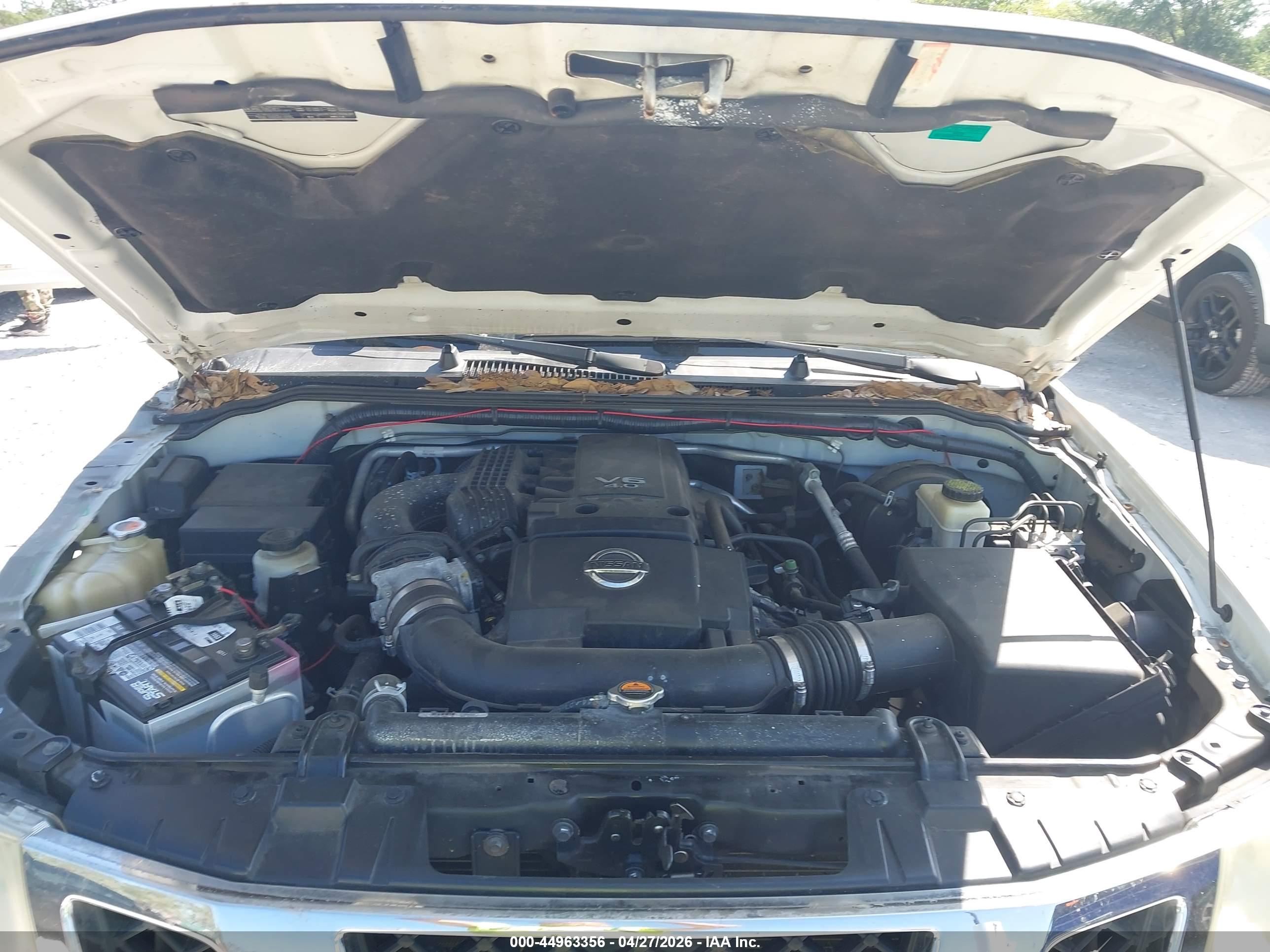 NISSAN FRONTIER image 10