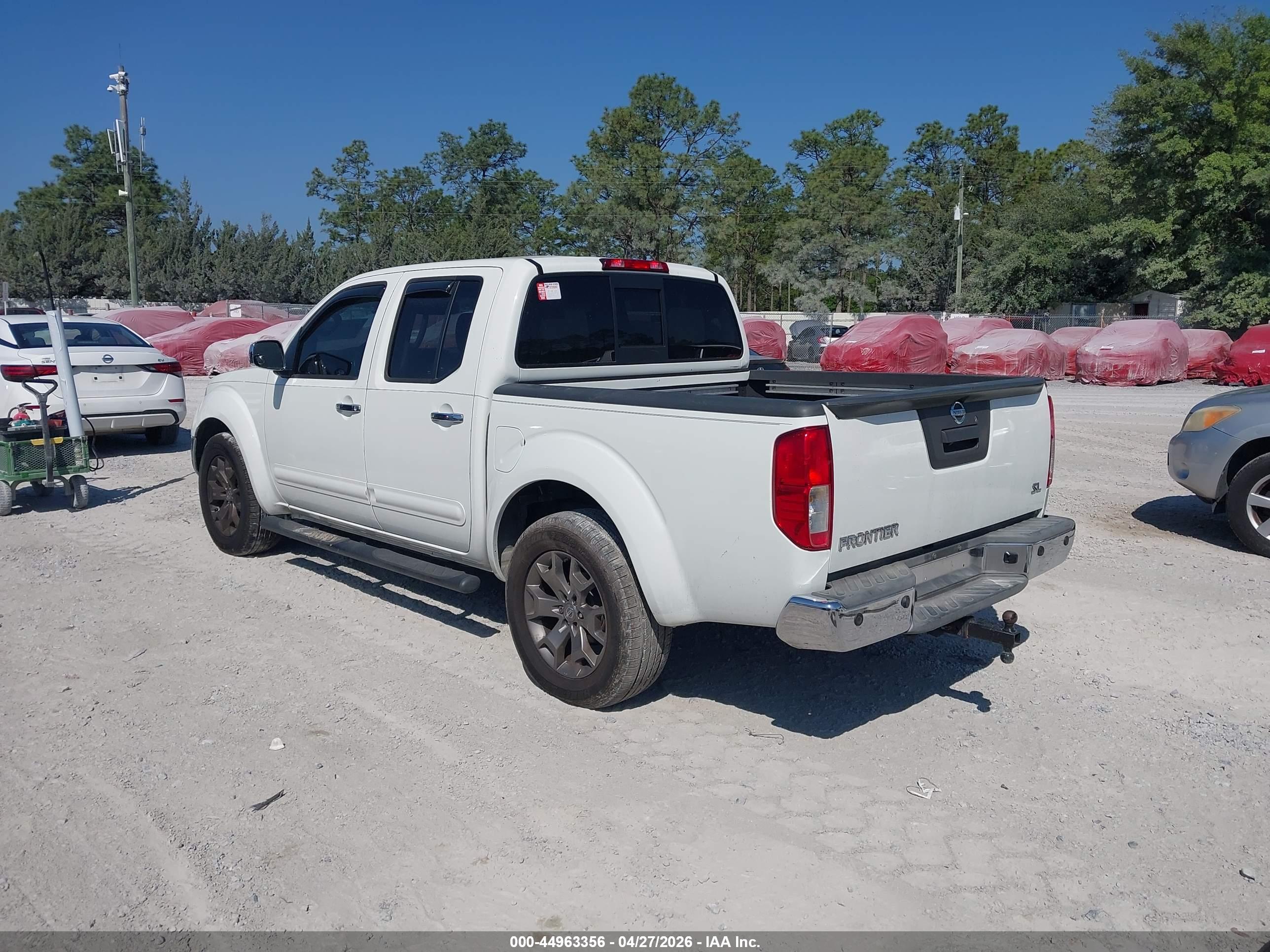 NISSAN FRONTIER image 3