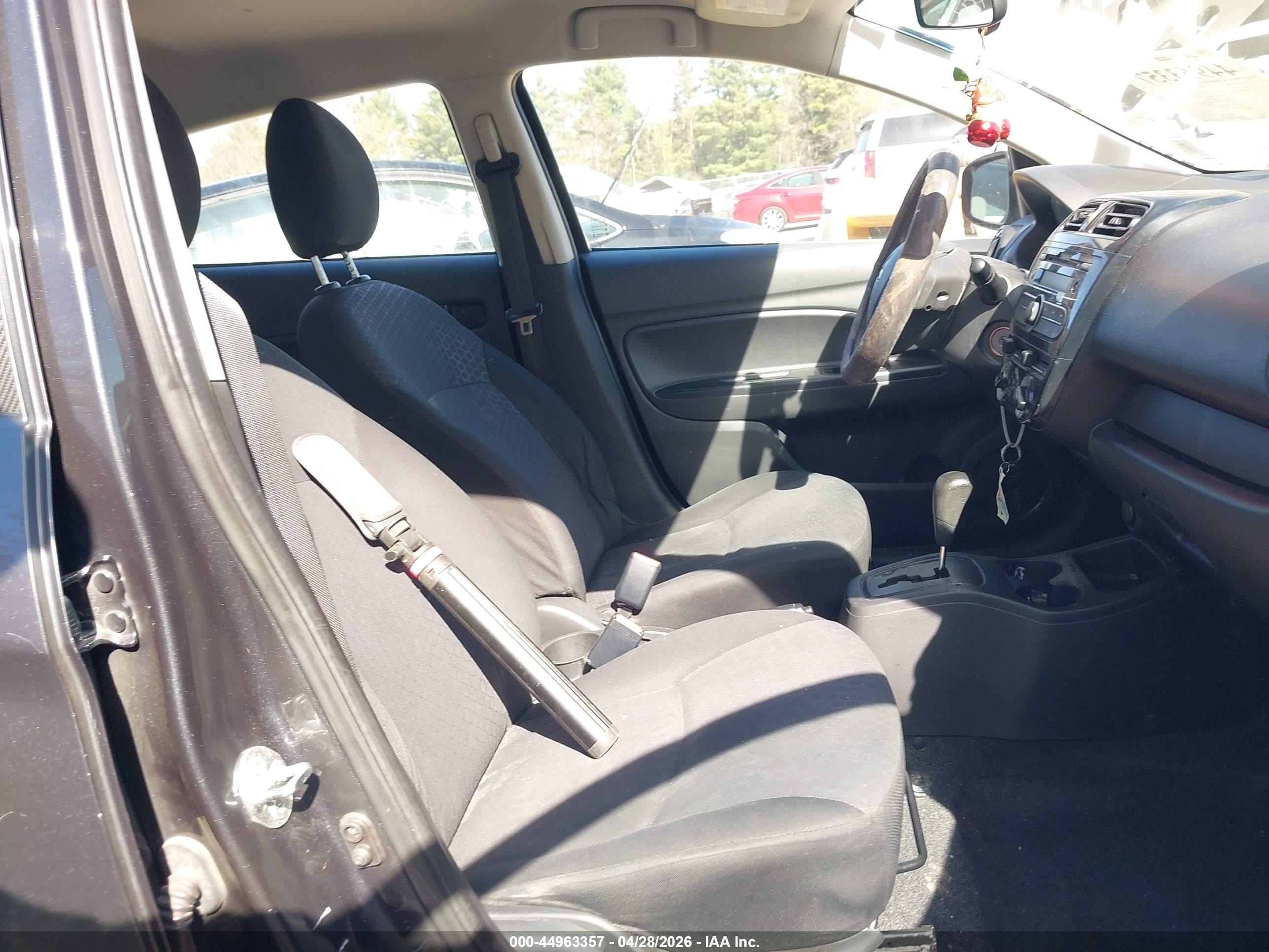 MITSUBISHI MIRAGE image 5
