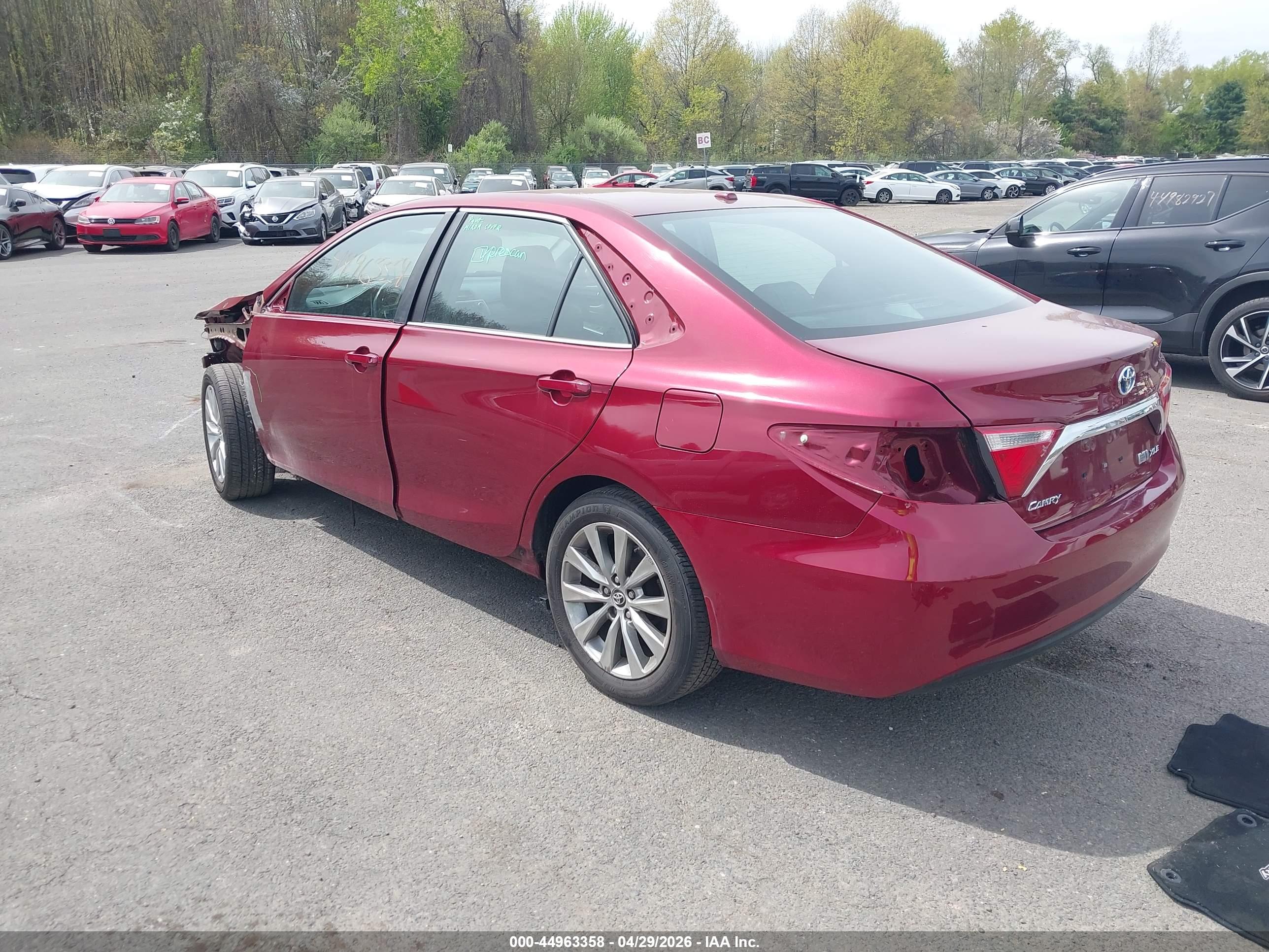 TOYOTA CAMRY image 3