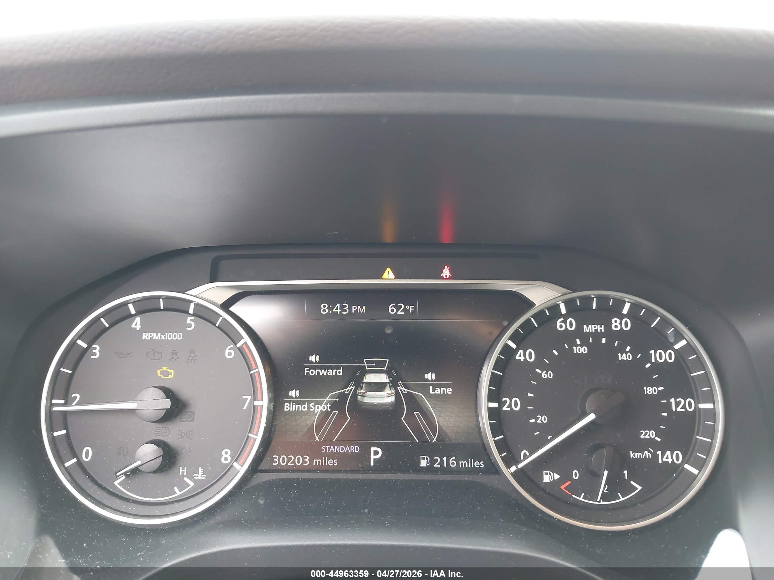 NISSAN ROGUE image 7