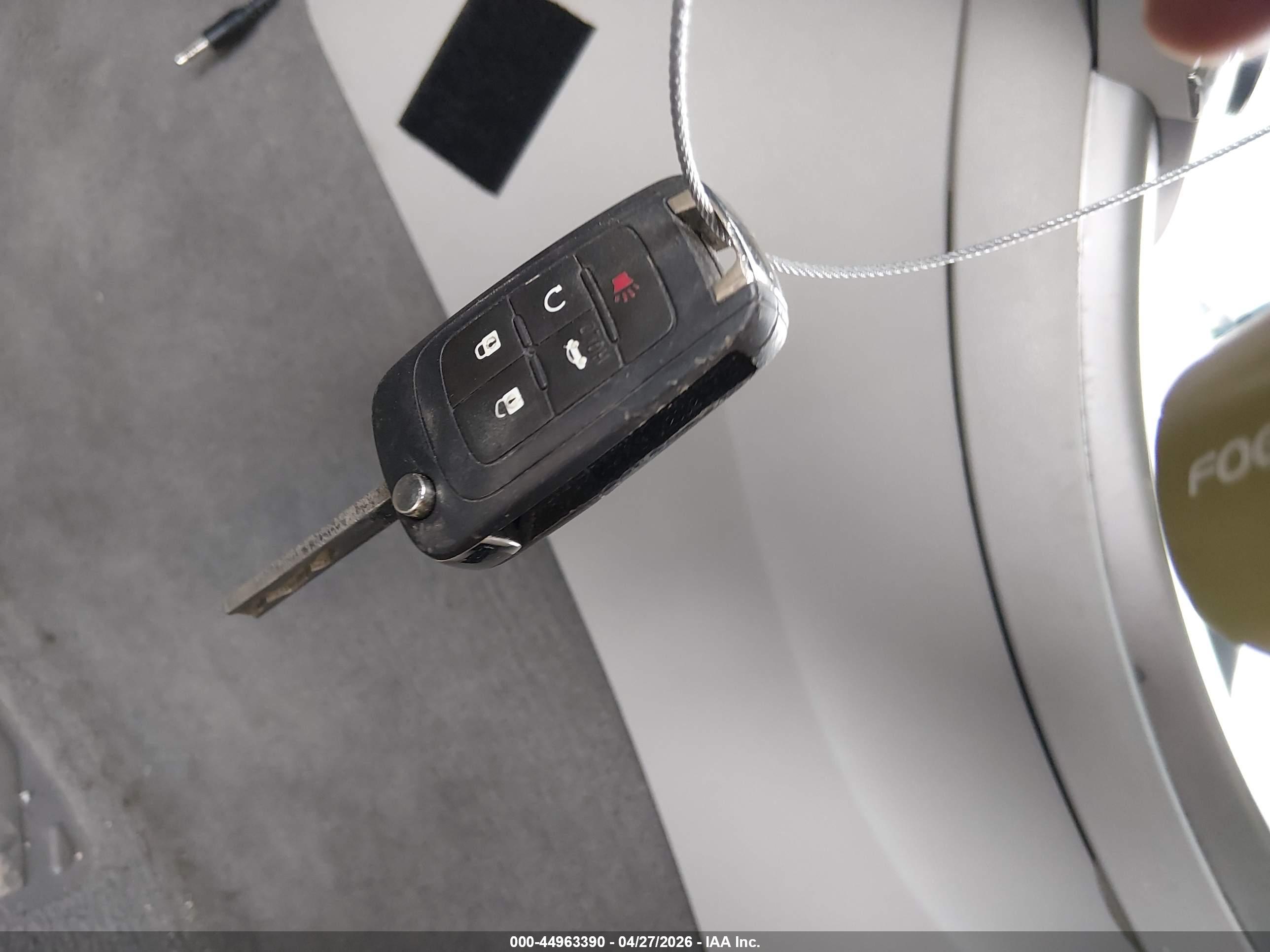 BUICK LACROSSE image 11