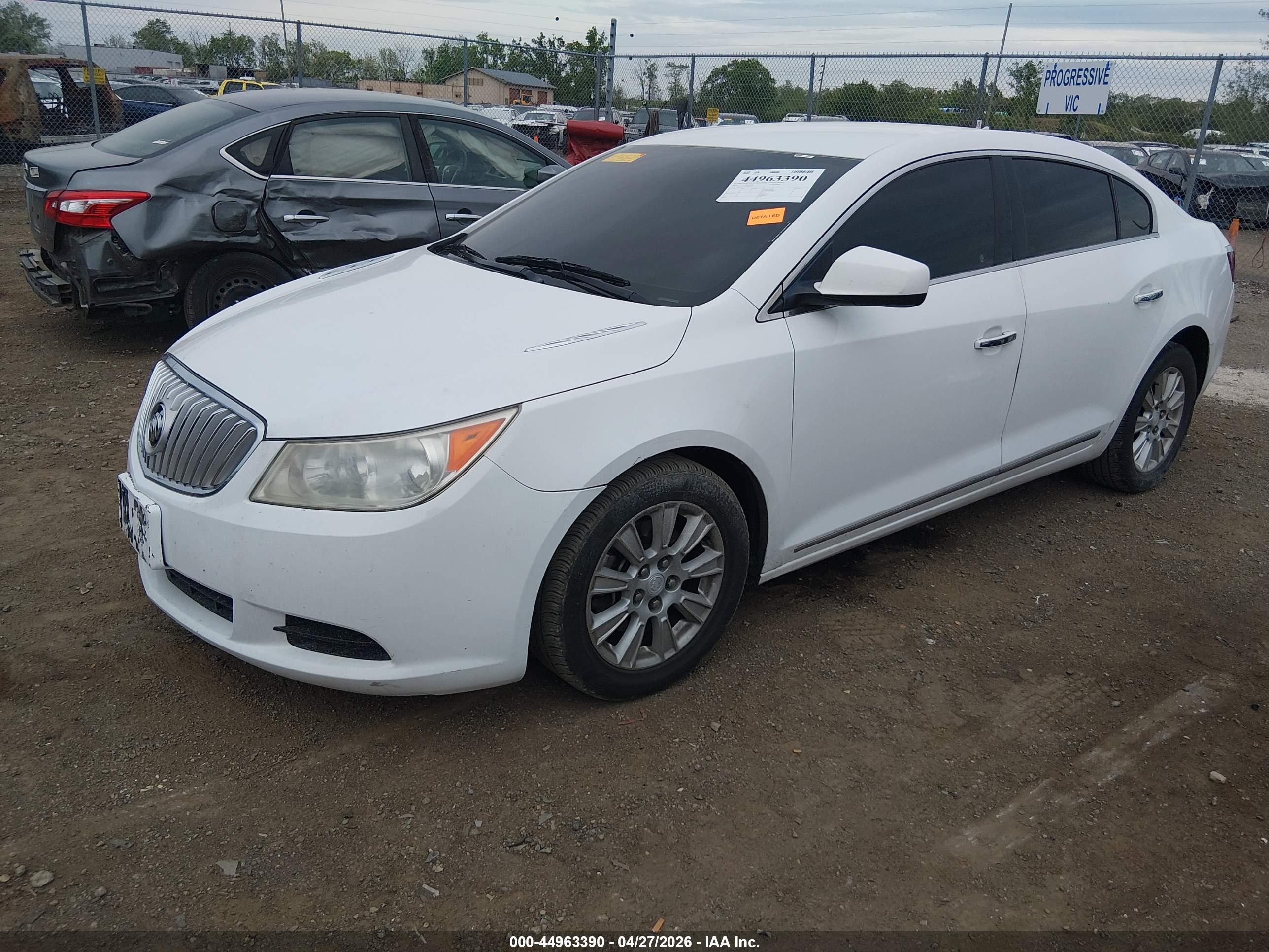 BUICK LACROSSE image 2