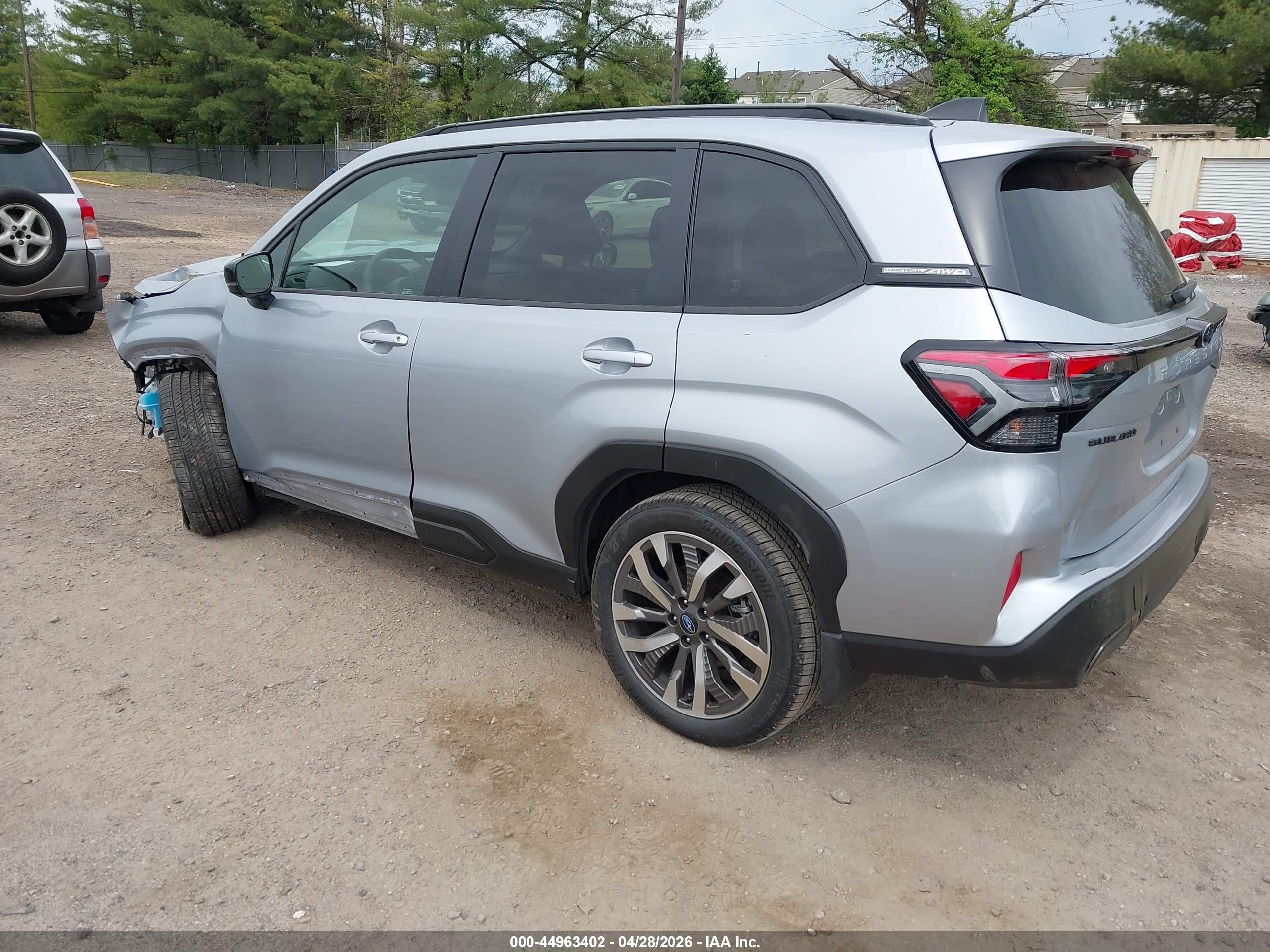 SUBARU FORESTER image 3
