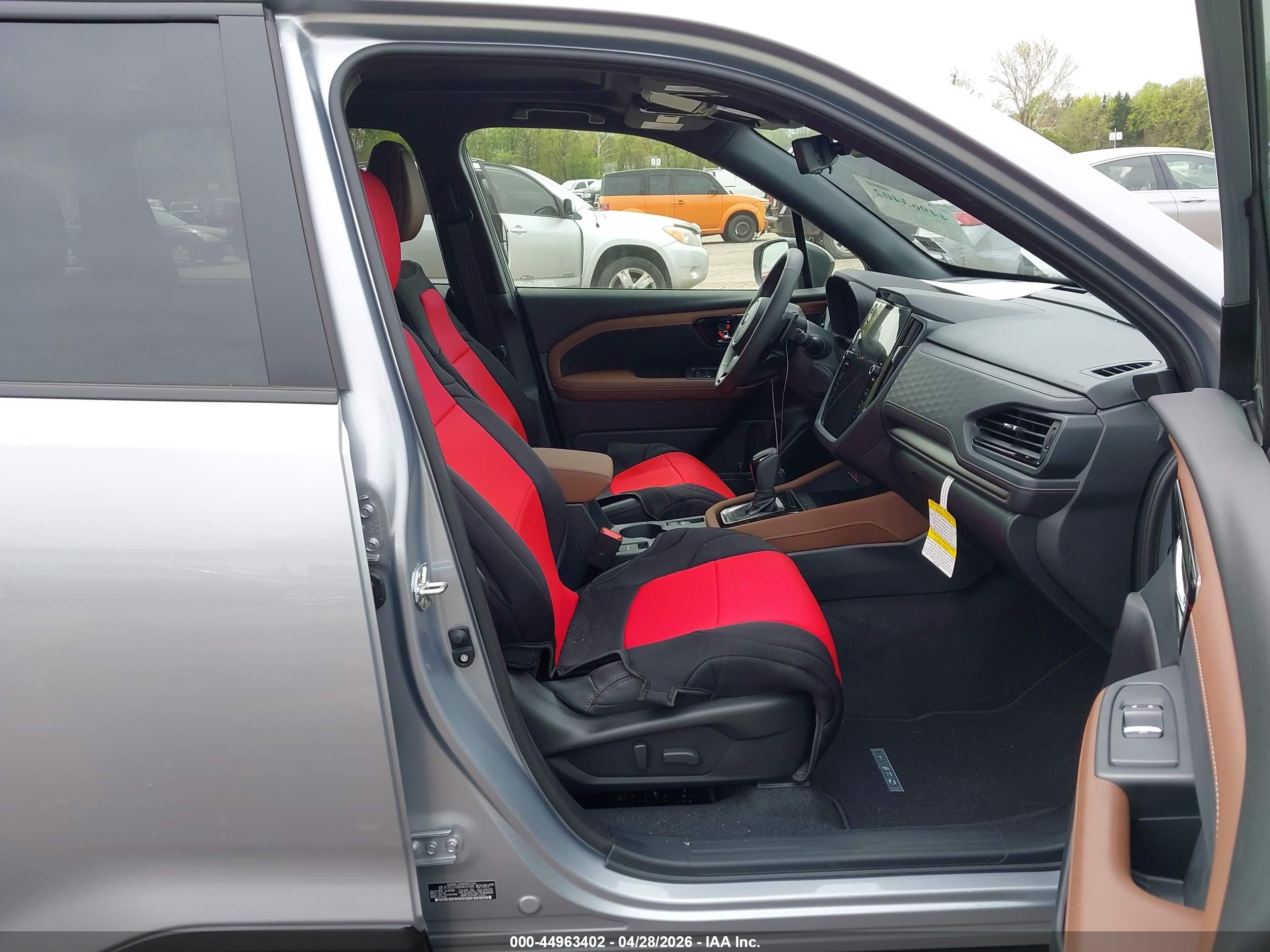 SUBARU FORESTER image 5