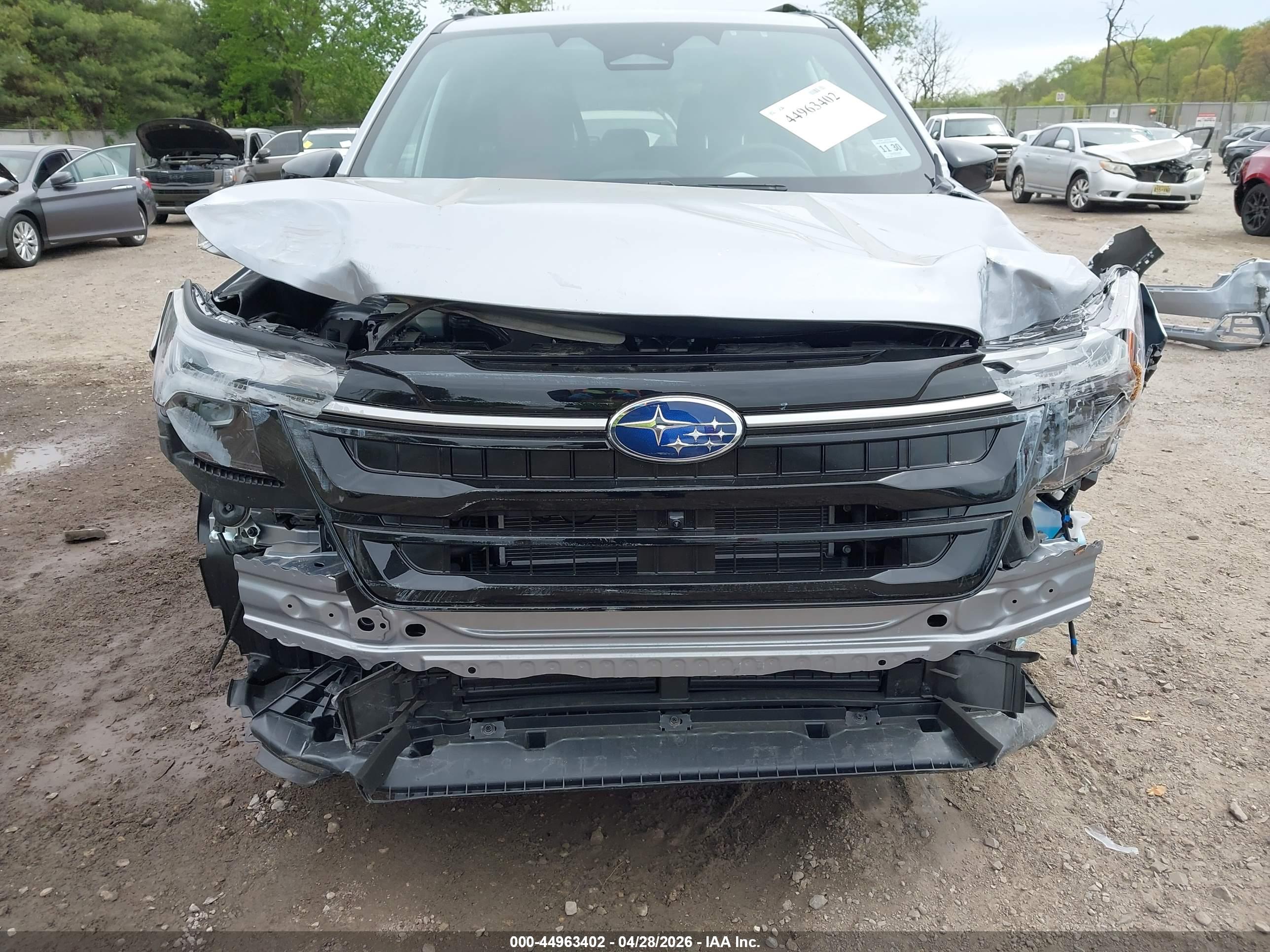 SUBARU FORESTER image 6
