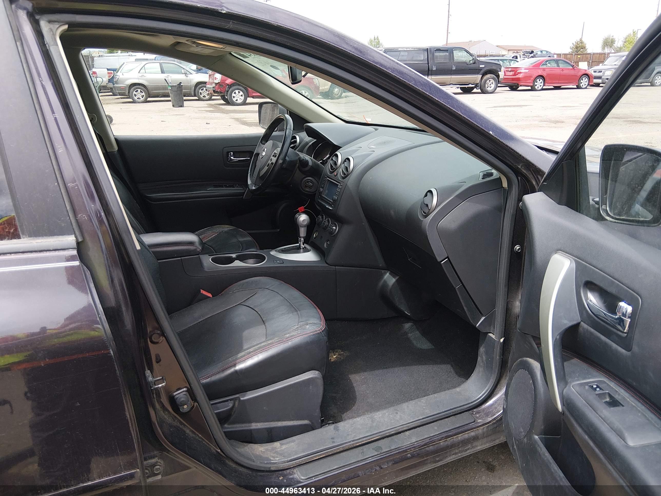 NISSAN ROGUE image 5