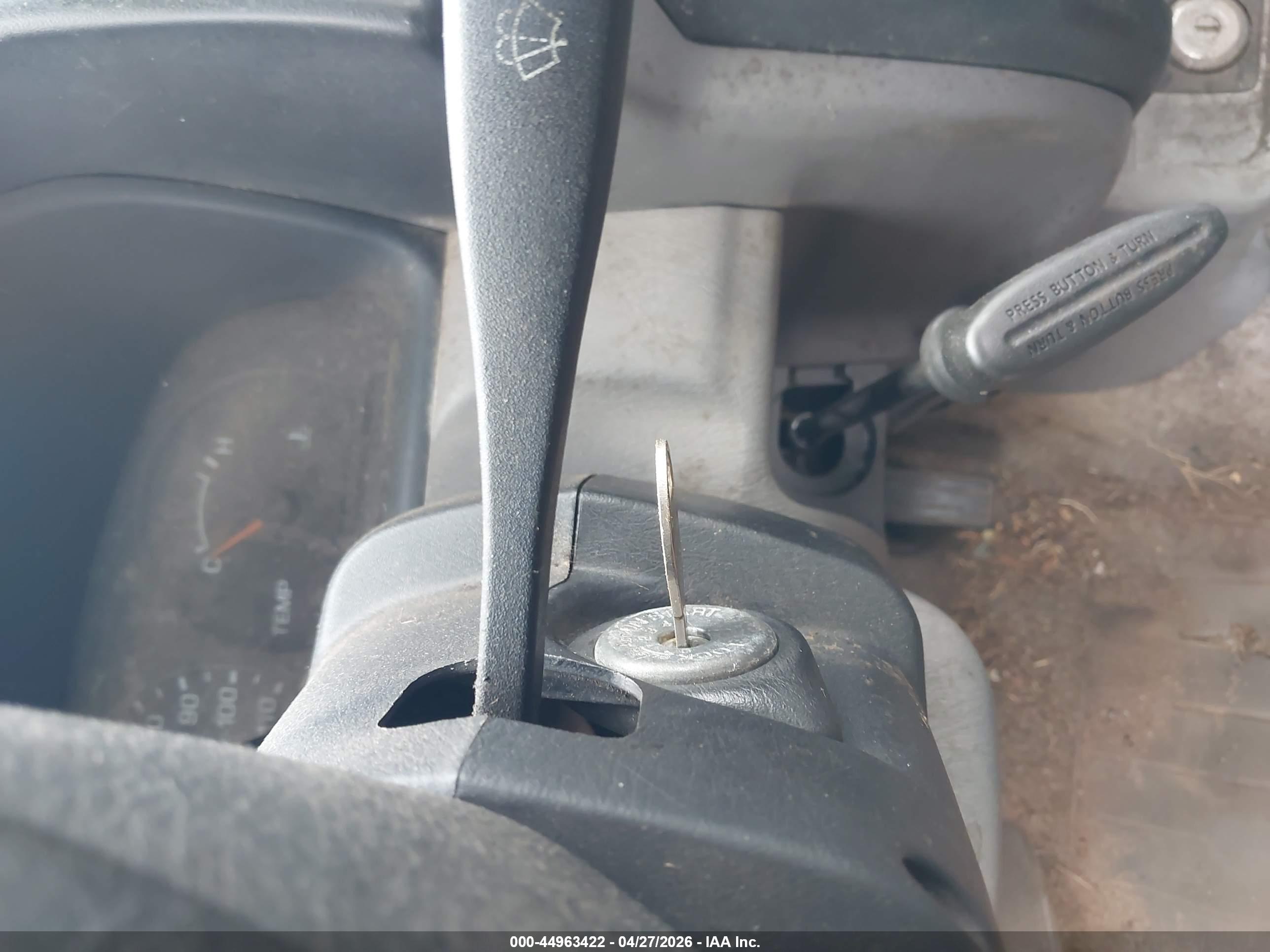 NISSAN FRONTIER image 11