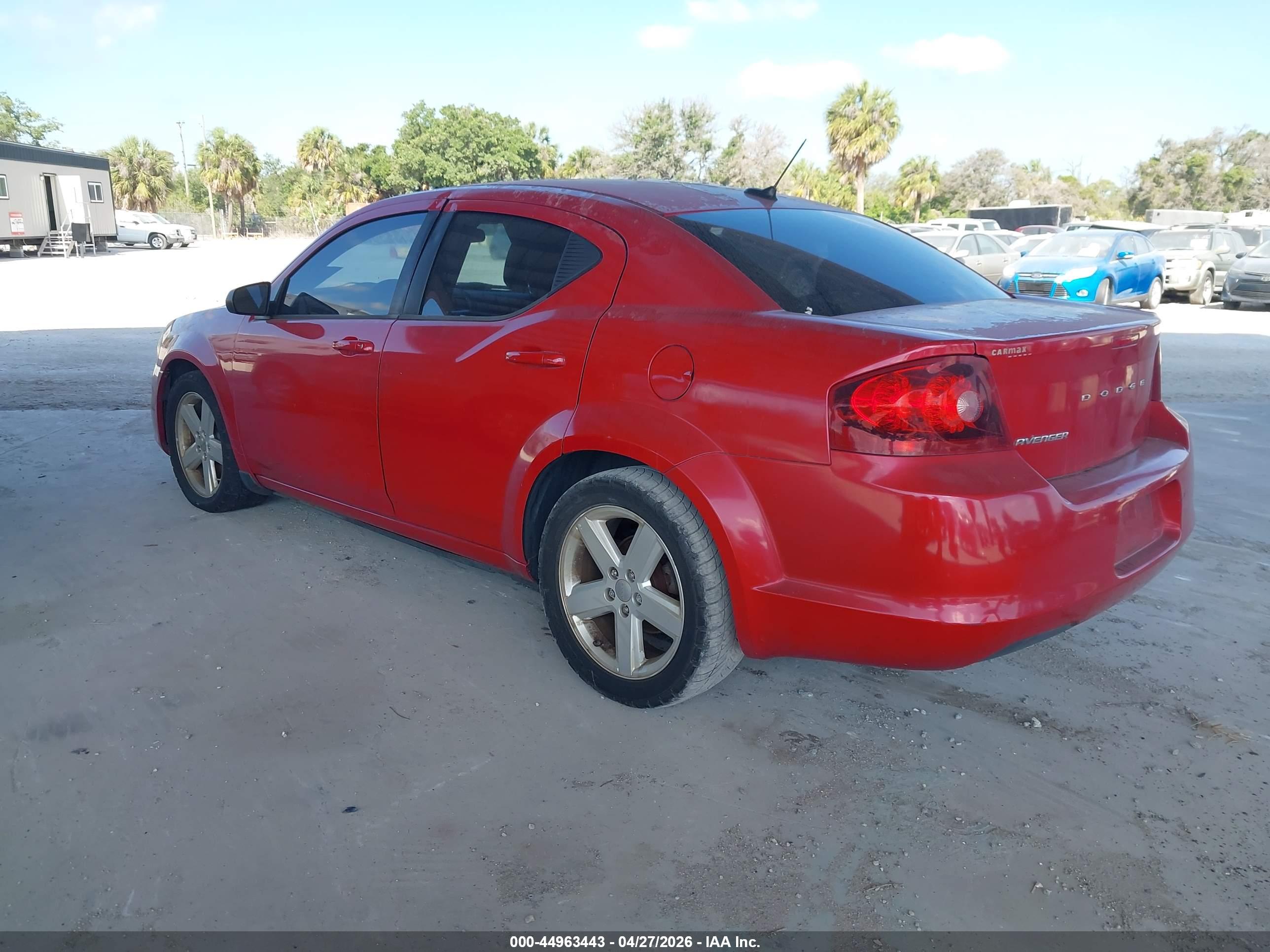 DODGE AVENGER image 3