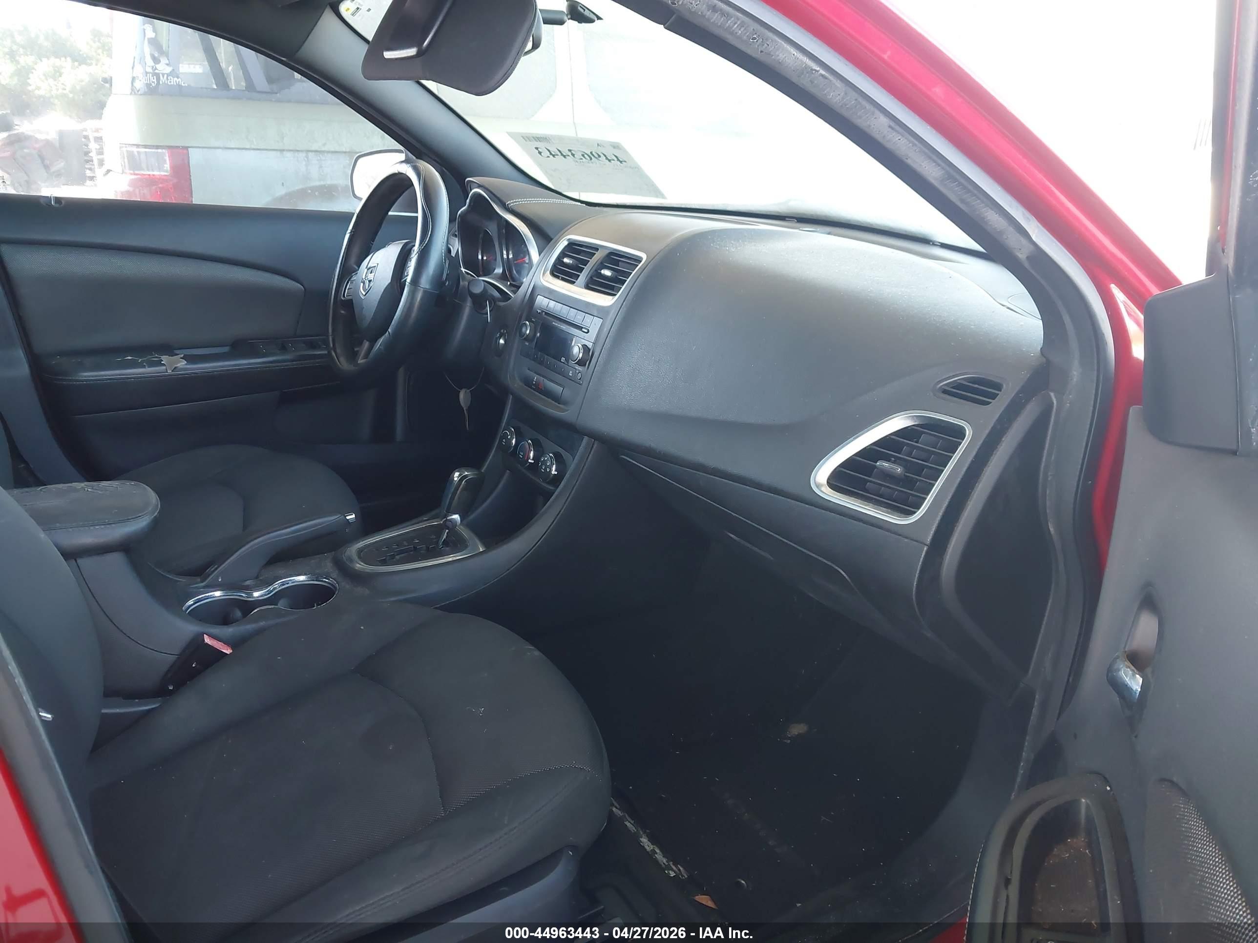 DODGE AVENGER image 5