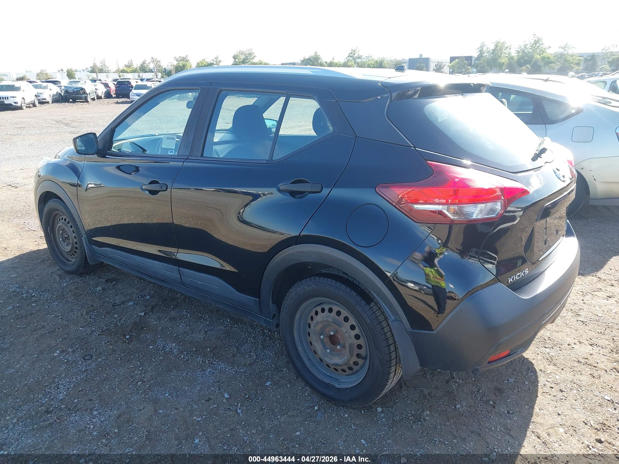 NISSAN KICKS image 3