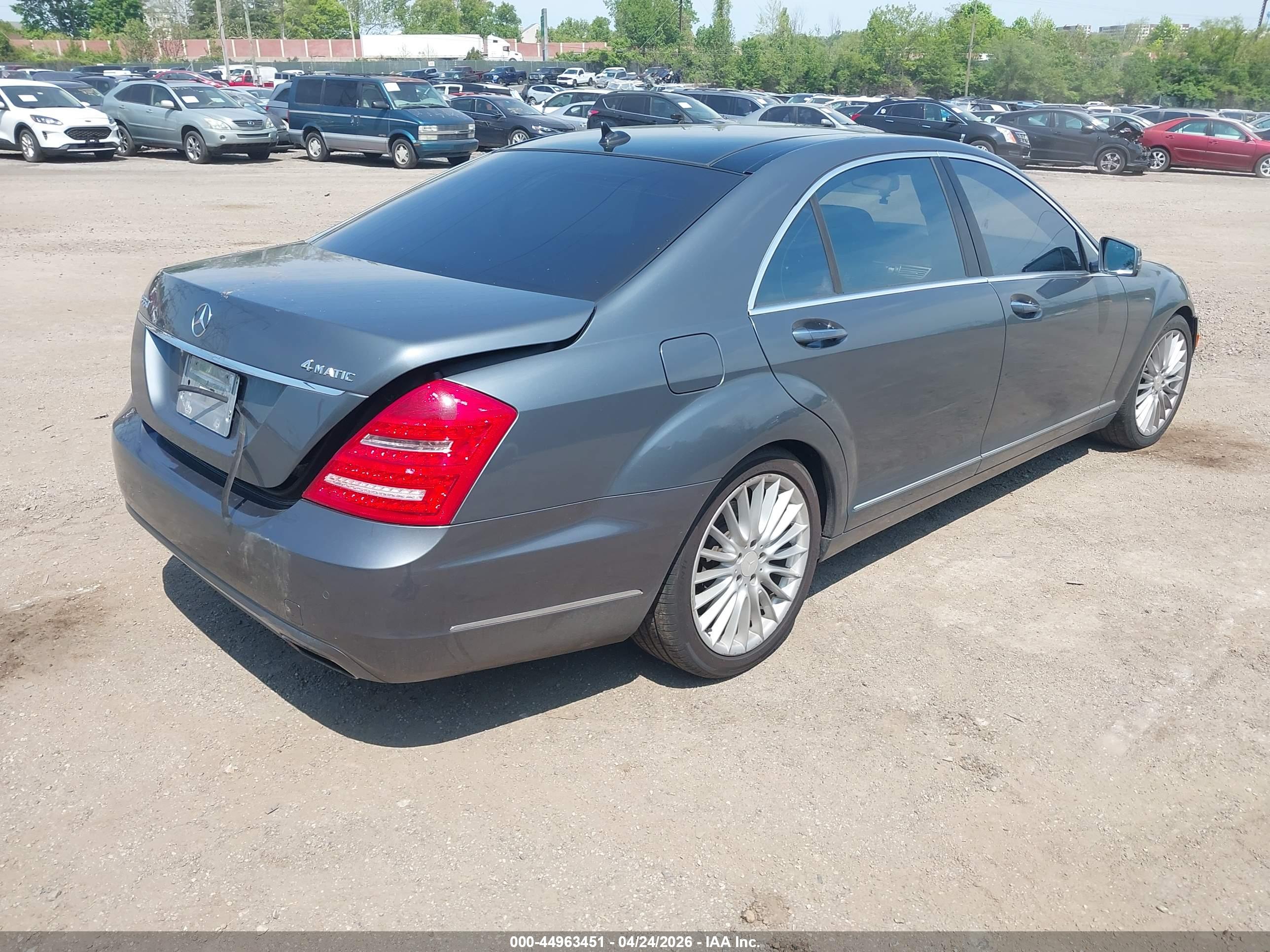 MERCEDES-BENZ S image 4